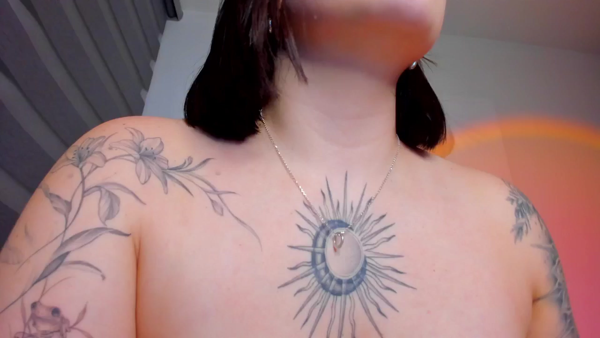 Gallery image thumbnail from nightlight___'s myfreecams stream on, 03/28/2026, 24:06 image 9 of 20