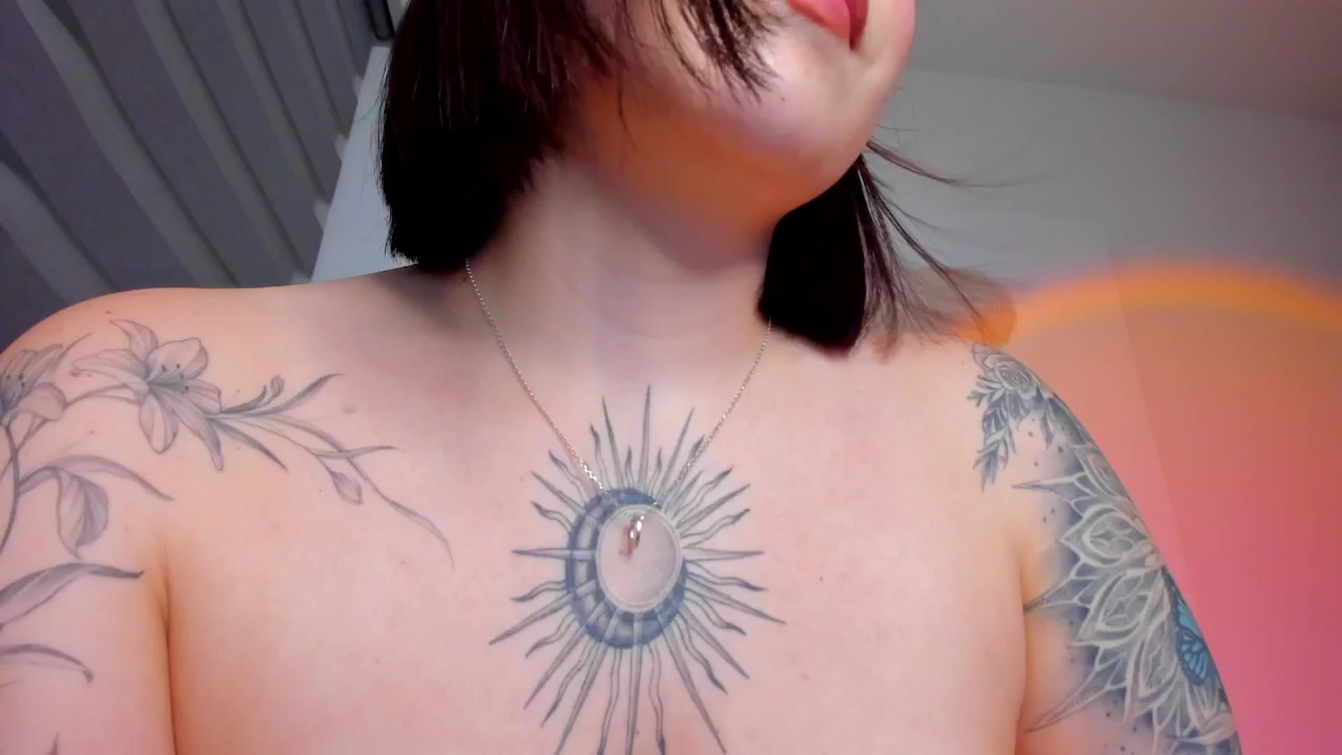 Gallery image thumbnail from nightlight___'s myfreecams stream on, 03/28/2026, 24:06 image 18 of 20