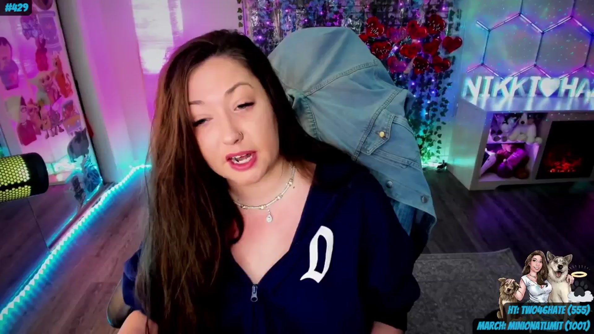 Gallery image thumbnail from nikki_haze's myfreecams stream on, 03/04/2024, 09:18 image 15 of 20