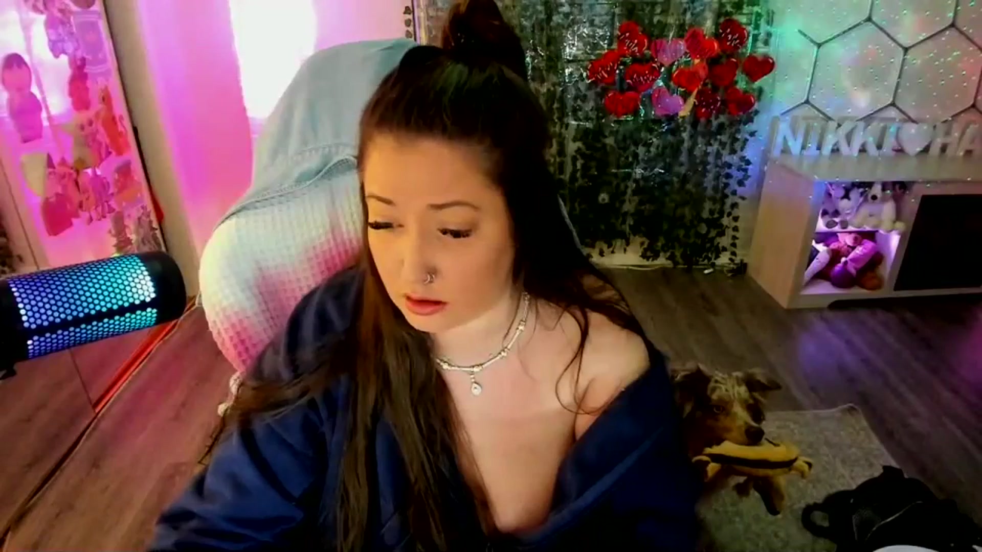 Gallery image thumbnail from nikki_haze's myfreecams stream on, 03/04/2024, 12:55 image 16 of 20