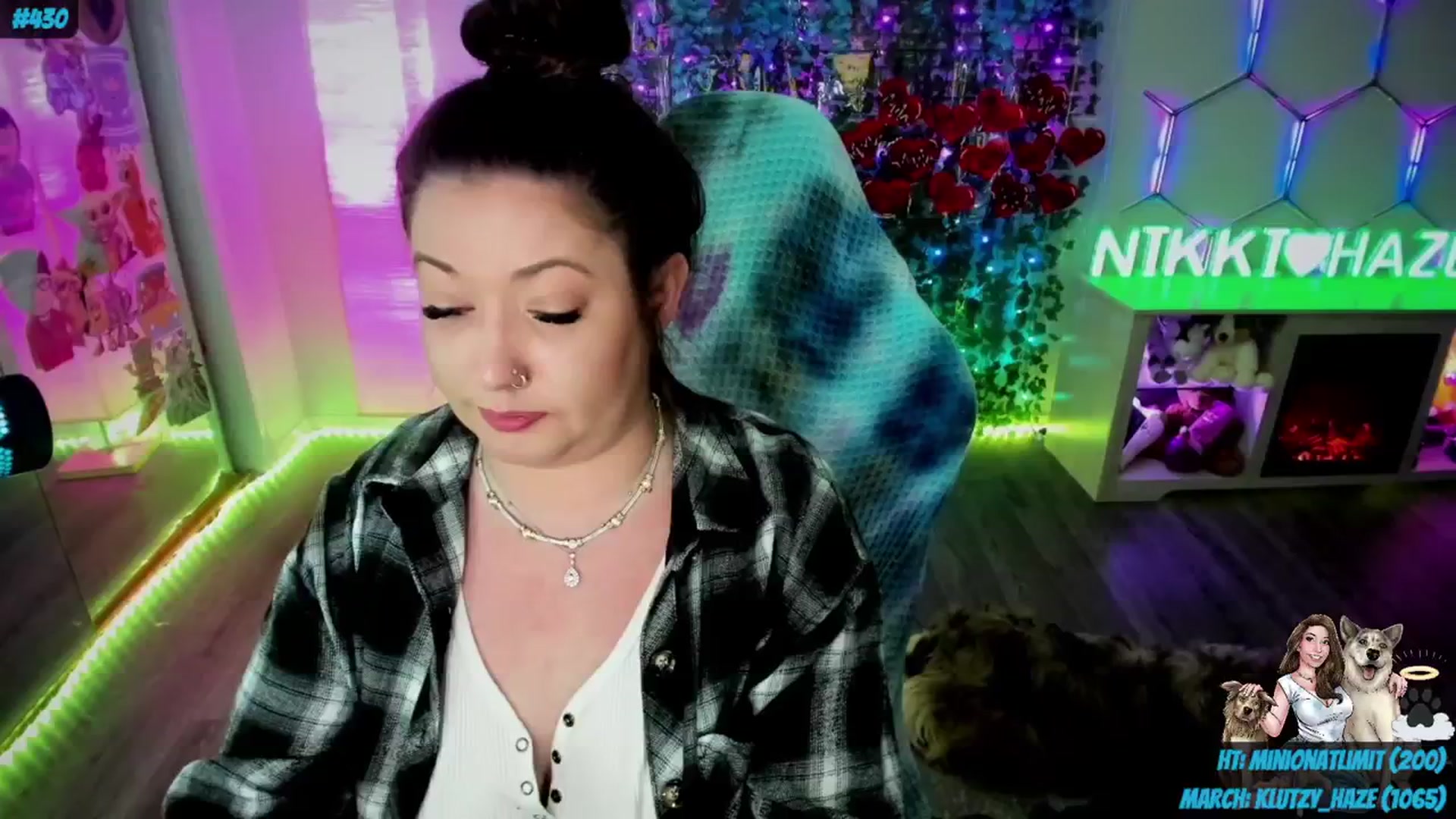 Gallery image thumbnail from nikki_haze's myfreecams stream on, 03/07/2024, 11:04 image 5 of 20