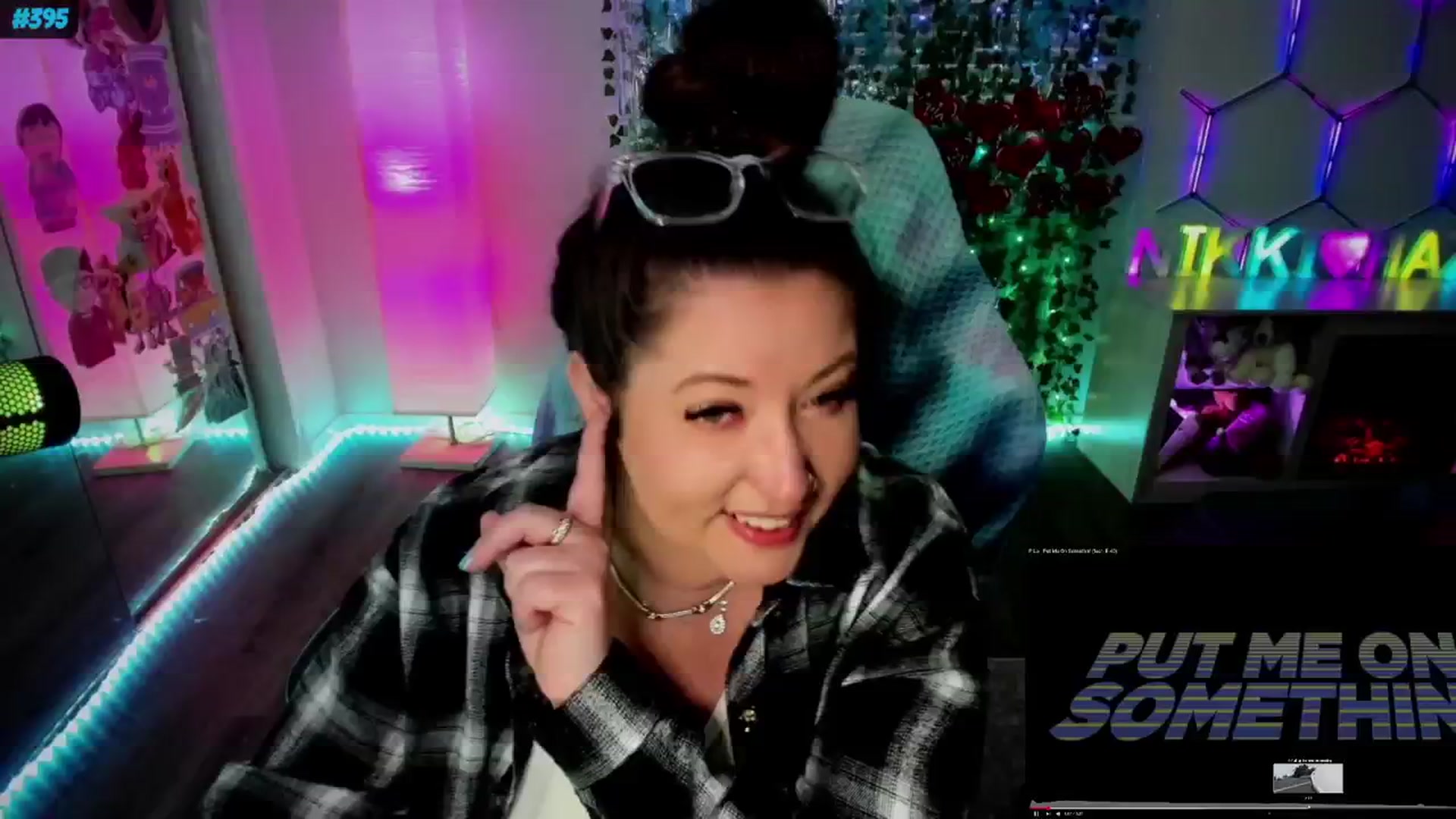 Gallery image thumbnail from nikki_haze's myfreecams stream on, 03/07/2024, 15:04 image 16 of 20