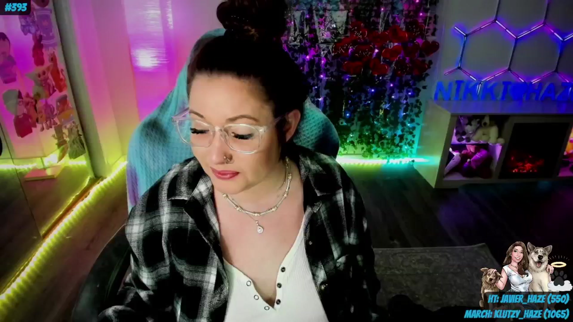 Gallery image thumbnail from nikki_haze's myfreecams stream on, 03/07/2024, 15:04 image 7 of 20