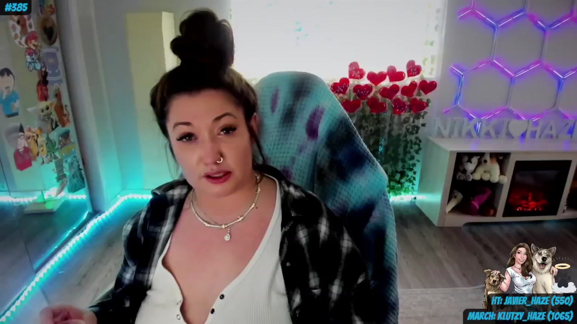 Gallery image thumbnail from nikki_haze's myfreecams stream on, 03/07/2024, 16:48 image 15 of 20