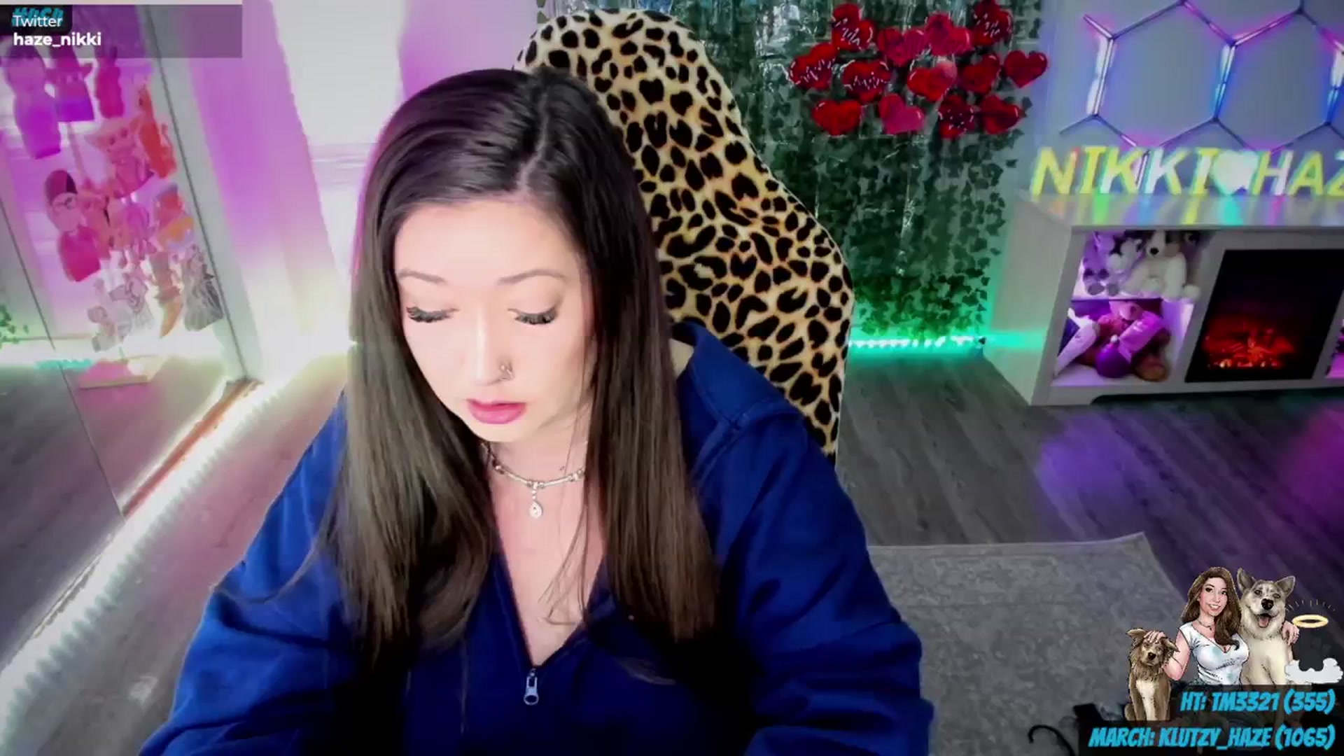 Gallery image thumbnail from nikki_haze's myfreecams stream on, 03/12/2024, 08:33 image 15 of 20