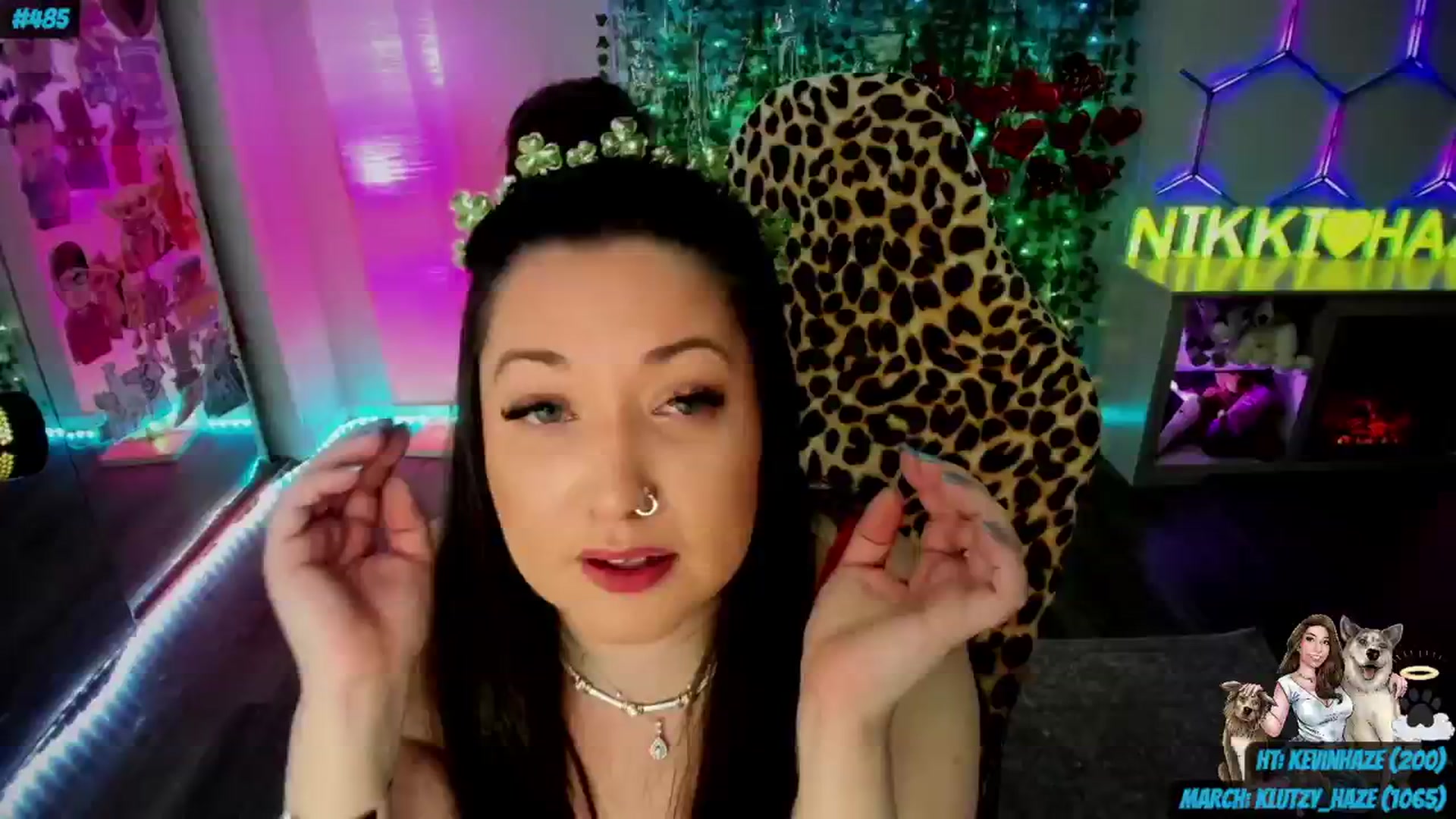 Gallery image thumbnail from nikki_haze's myfreecams stream on, 03/13/2024, 12:26 image 13 of 20