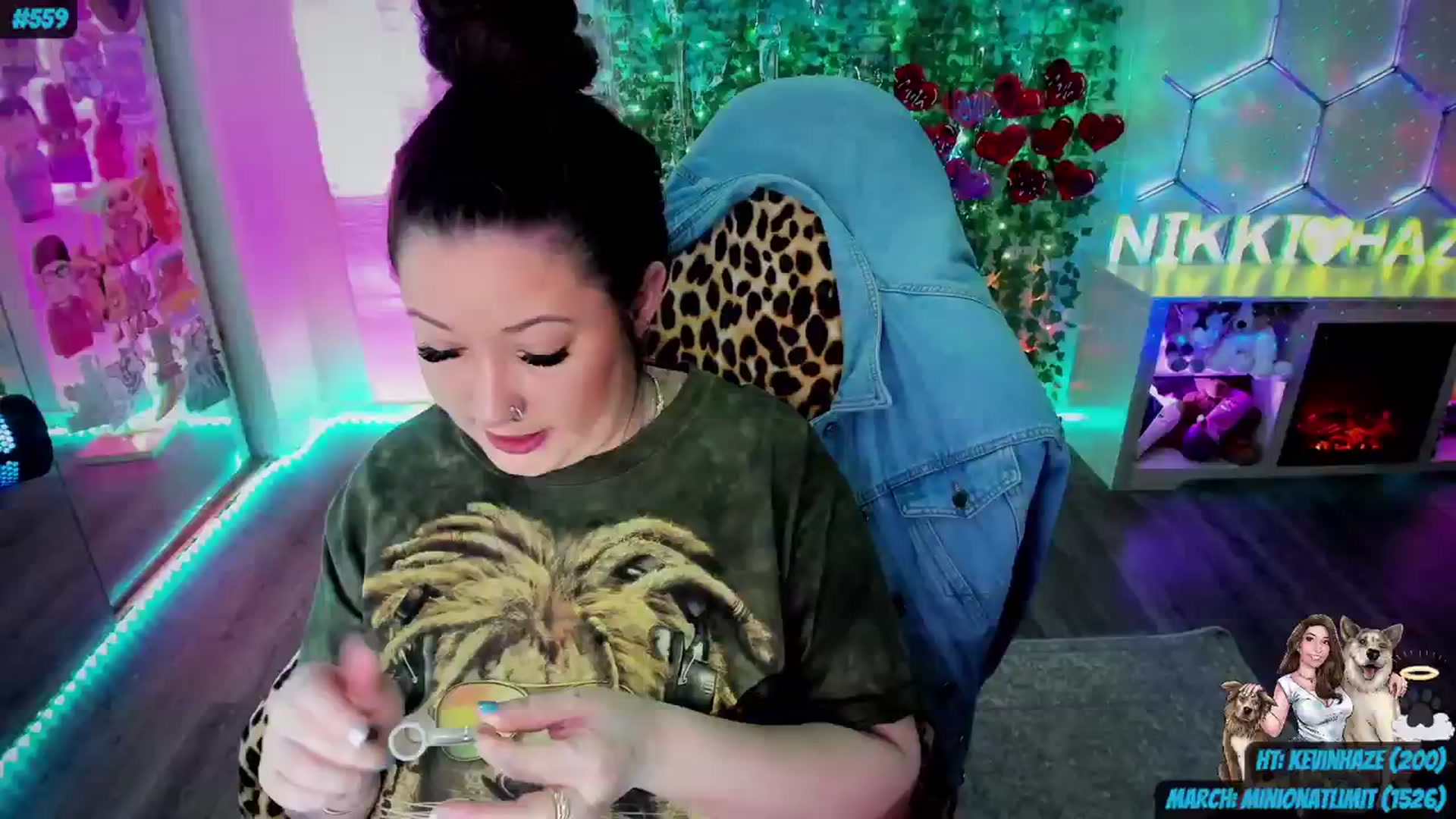 Gallery image thumbnail from nikki_haze's myfreecams stream on, 03/20/2024, 10:20 image 12 of 20
