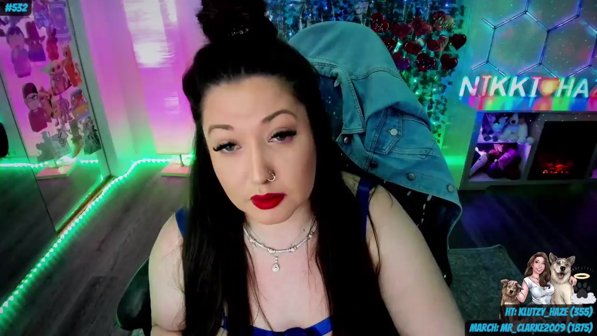 Gallery image thumbnail from nikki_haze's myfreecams stream on, 03/24/2024, 09:21 image 6 of 20