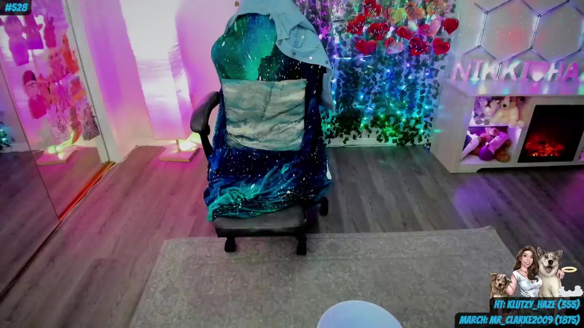 Gallery image thumbnail from nikki_haze's myfreecams stream on, 03/24/2024, 10:58 image 5 of 20