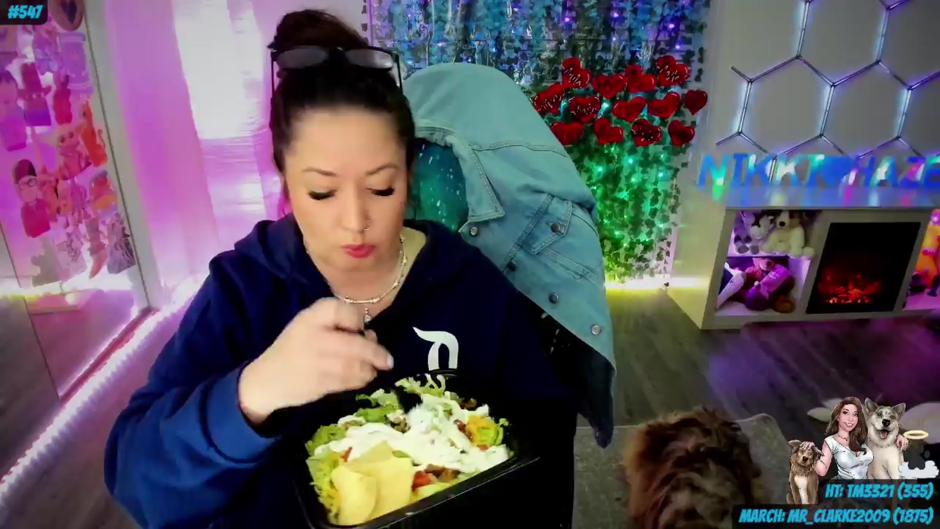 Gallery image thumbnail from nikki_haze's myfreecams stream on, 03/25/2024, 09:29 image 9 of 20