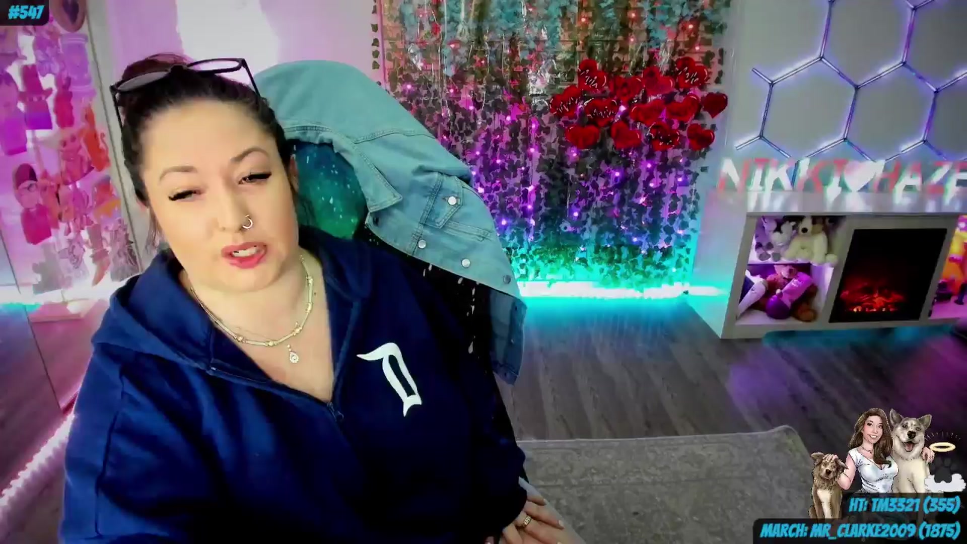 Gallery image thumbnail from nikki_haze's myfreecams stream on, 03/25/2024, 09:29 image 6 of 20