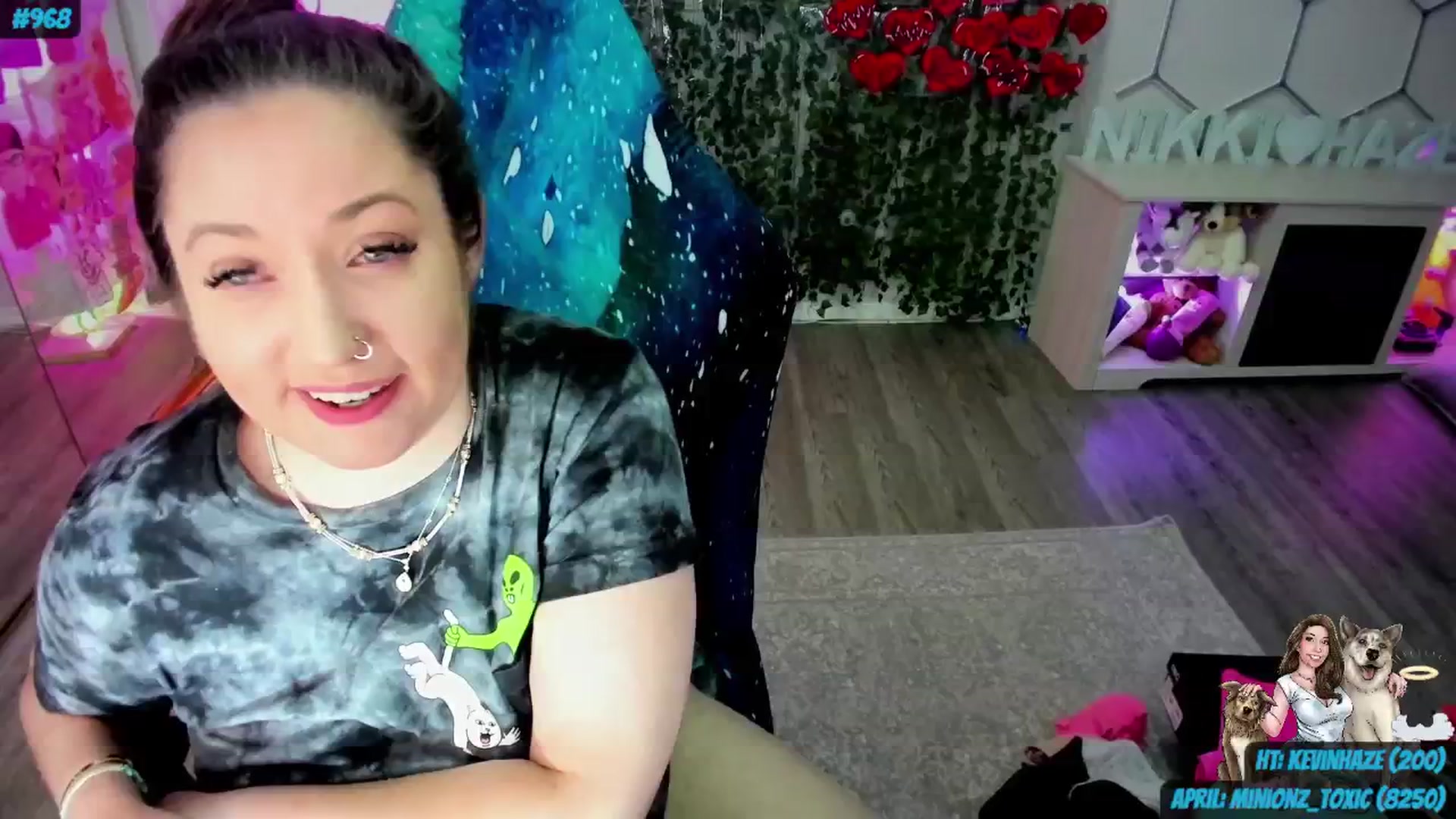 Gallery image thumbnail from nikki_haze's myfreecams stream on, 04/30/2024, 11:37 image 10 of 20