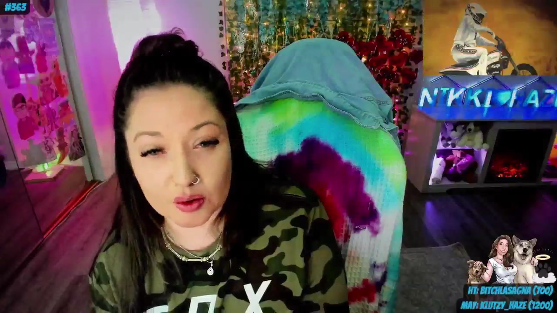 Gallery image thumbnail from nikki_haze's myfreecams stream on, 05/06/2024, 12:19 image 16 of 20