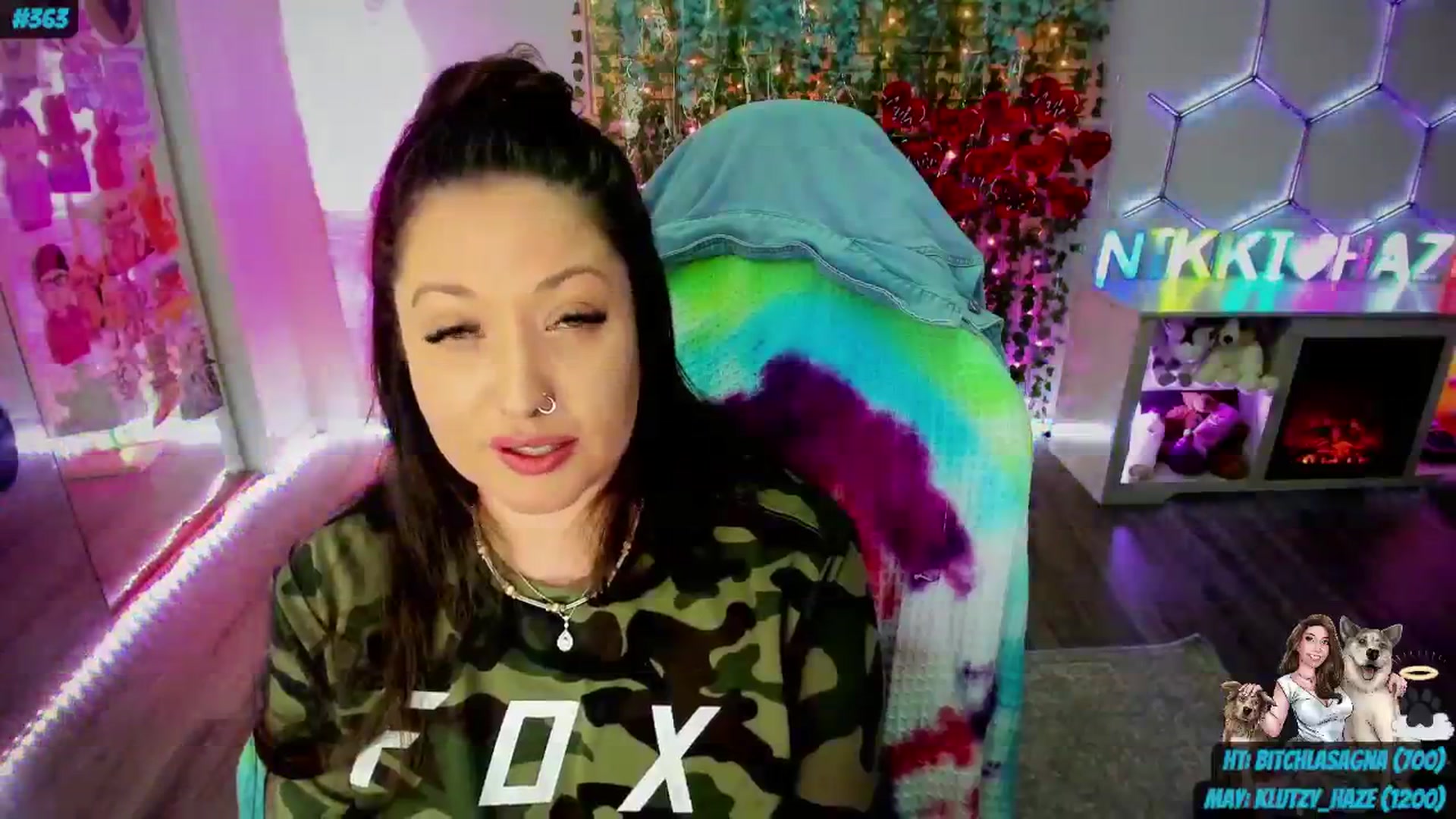 Gallery image thumbnail from nikki_haze's myfreecams stream on, 05/06/2024, 12:19 image 15 of 20