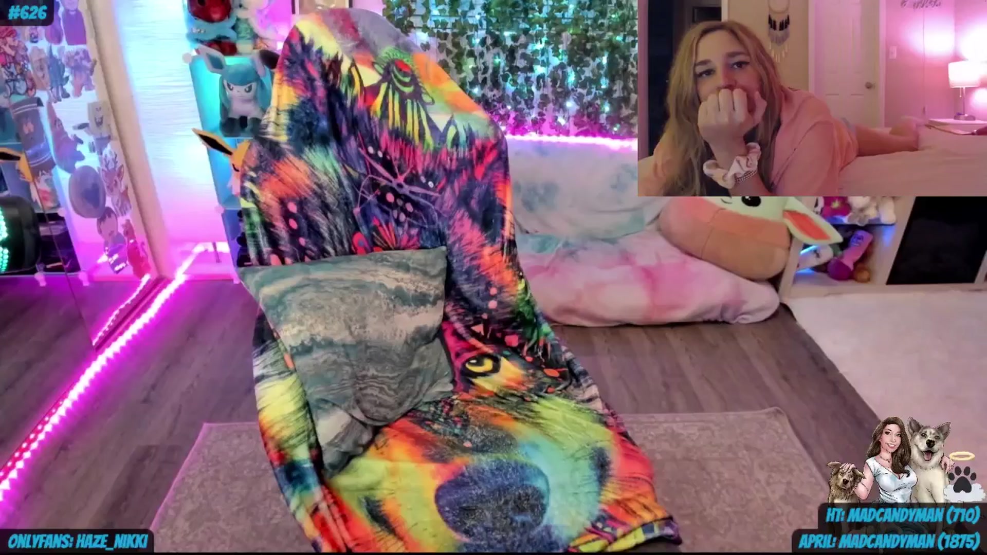 Gallery image thumbnail from nikki_haze's myfreecams stream on, 04/20/2025, 13:40 image 1 of 20