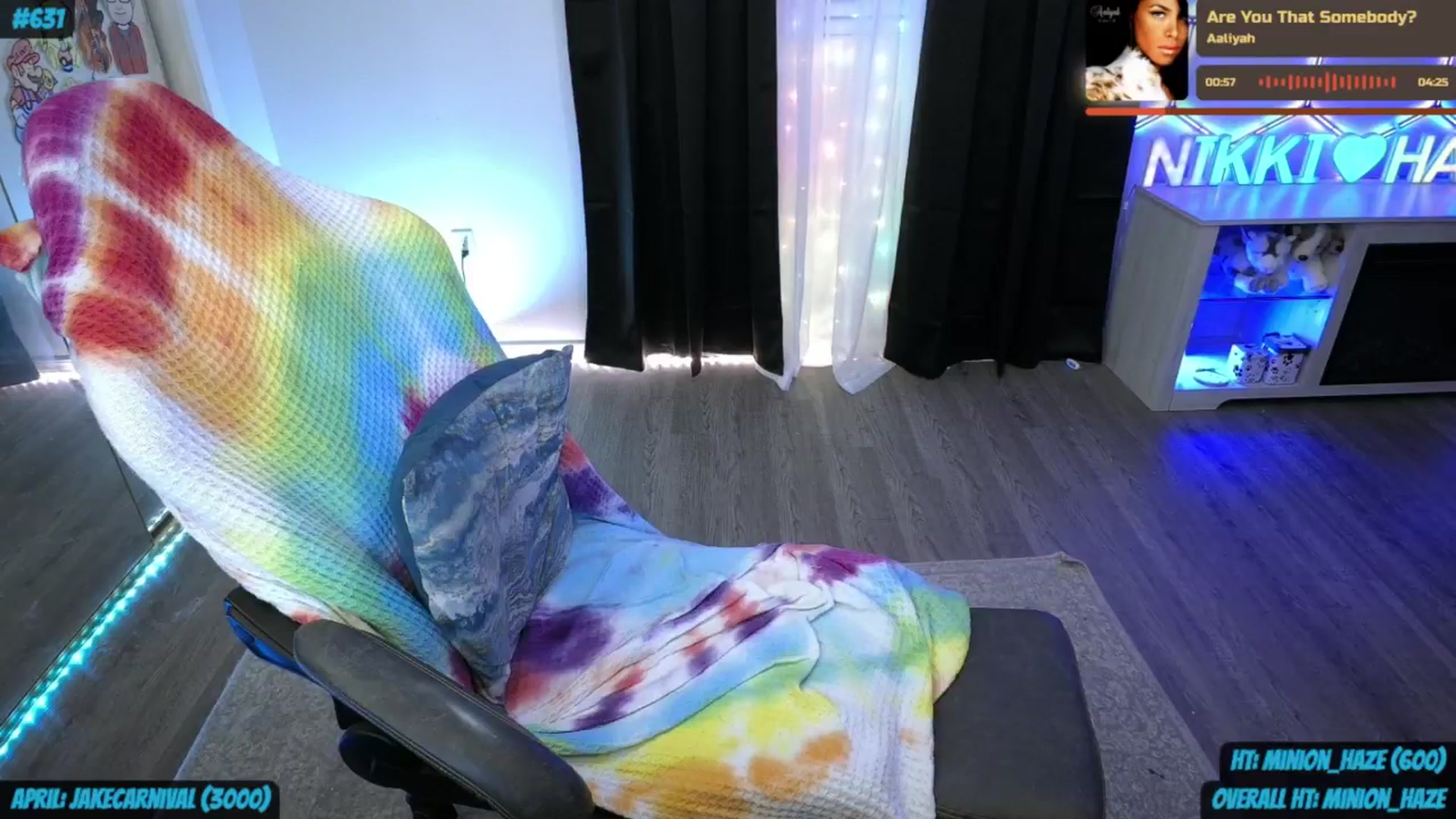 Gallery image thumbnail from nikki_haze's myfreecams stream on, 04/12/2026, 14:17 image 15 of 20