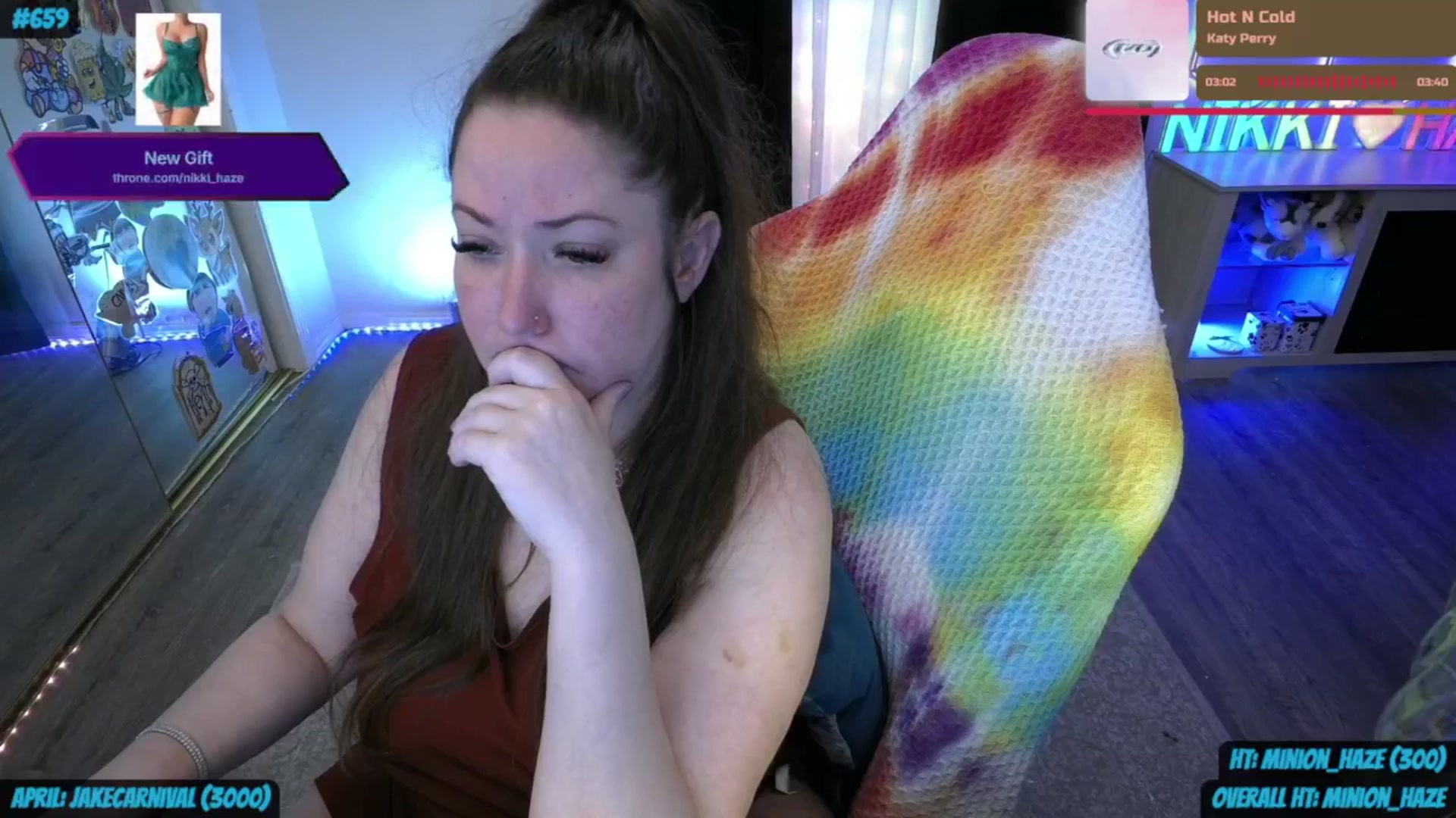 Gallery image thumbnail from nikki_haze's myfreecams stream on, 04/12/2026, 14:17 image 10 of 20