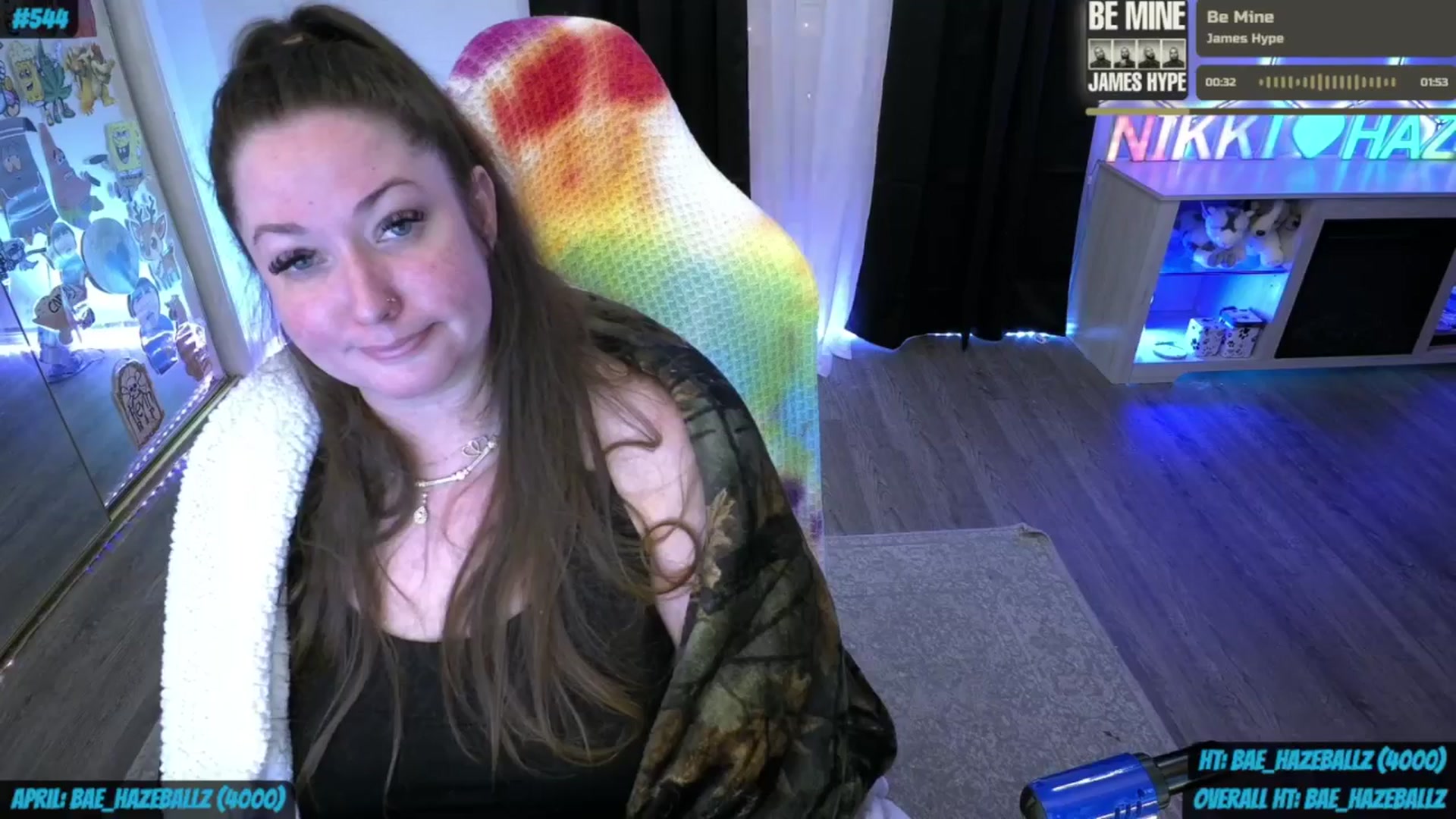Gallery image thumbnail from nikki_haze's myfreecams stream on, 04/13/2026, 13:03 image 11 of 20