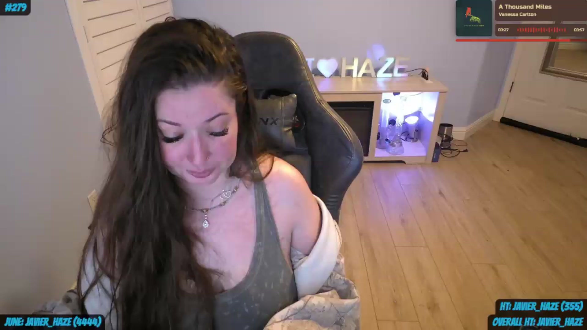 Gallery image thumbnail from nikki_haze's myfreecams stream on, 06/05/2026, 12:56 image 2 of 20