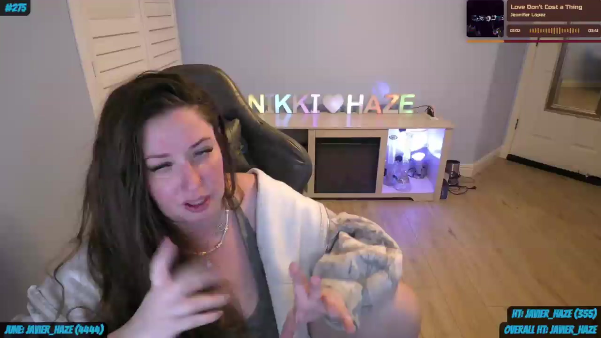 Gallery image thumbnail from nikki_haze's myfreecams stream on, 06/05/2026, 12:56 image 4 of 20