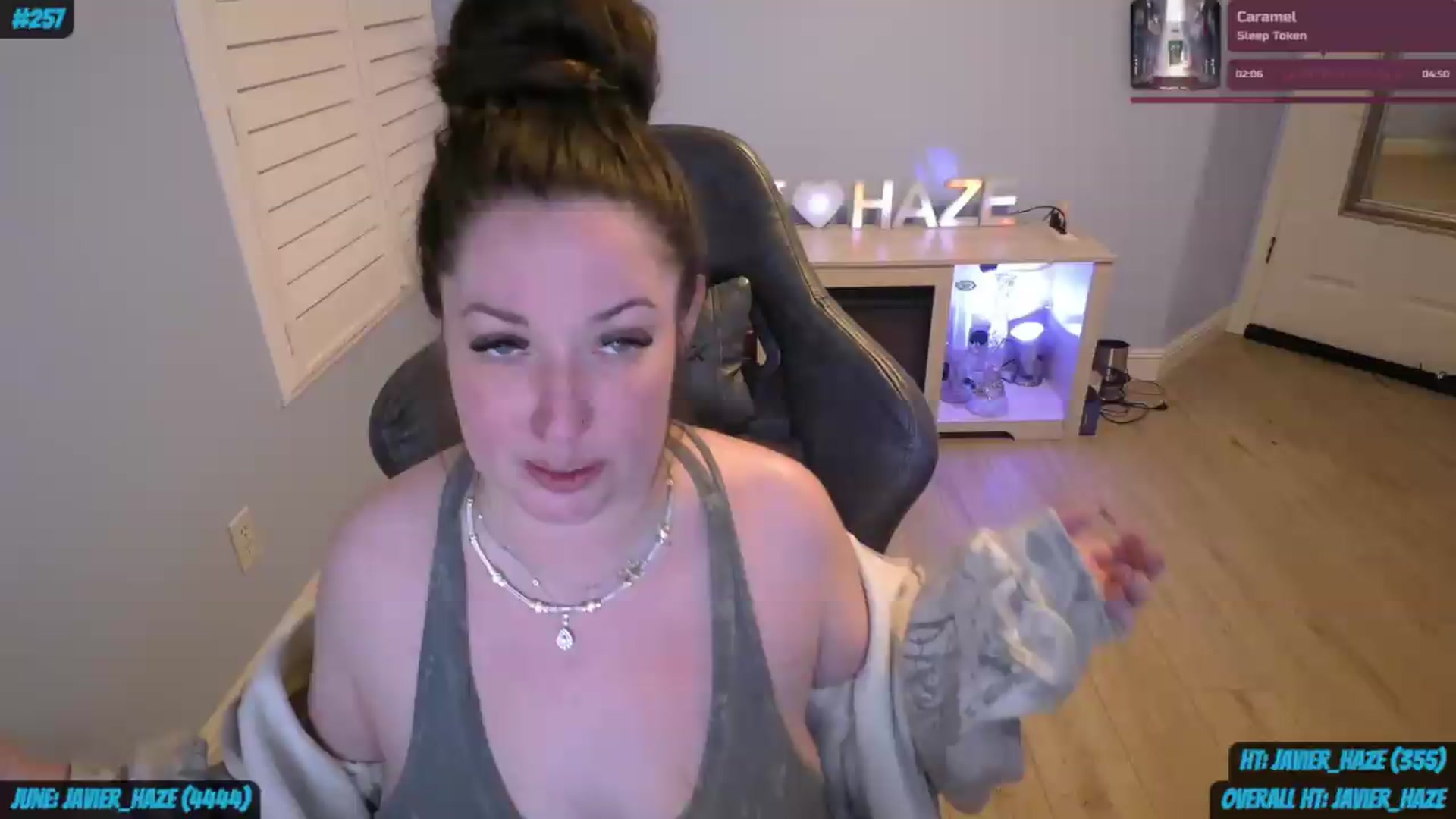 Gallery image thumbnail from nikki_haze's myfreecams stream on, 06/05/2026, 12:56 image 16 of 20