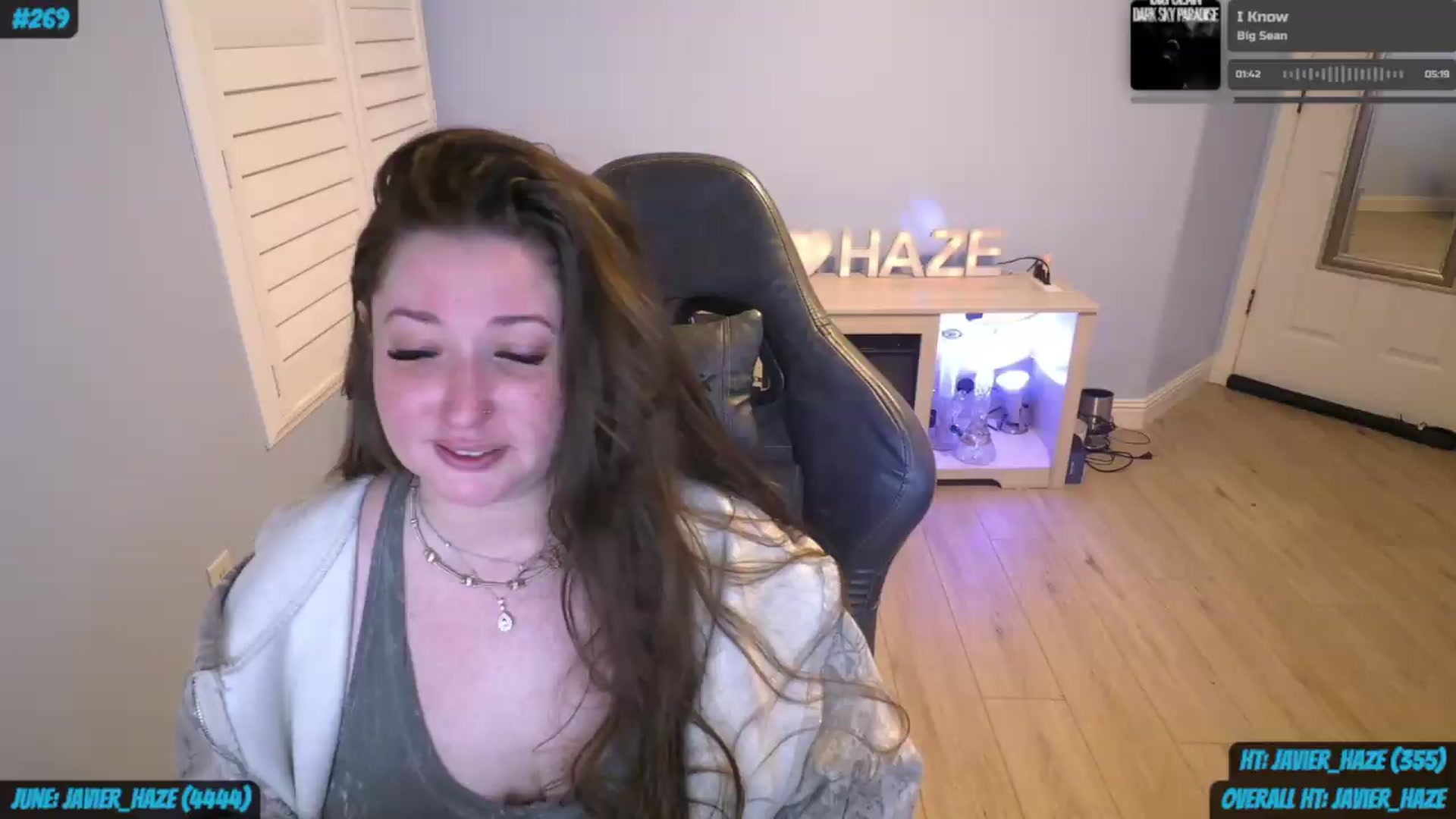 Gallery image thumbnail from nikki_haze's myfreecams stream on, 06/05/2026, 12:56 image 8 of 20
