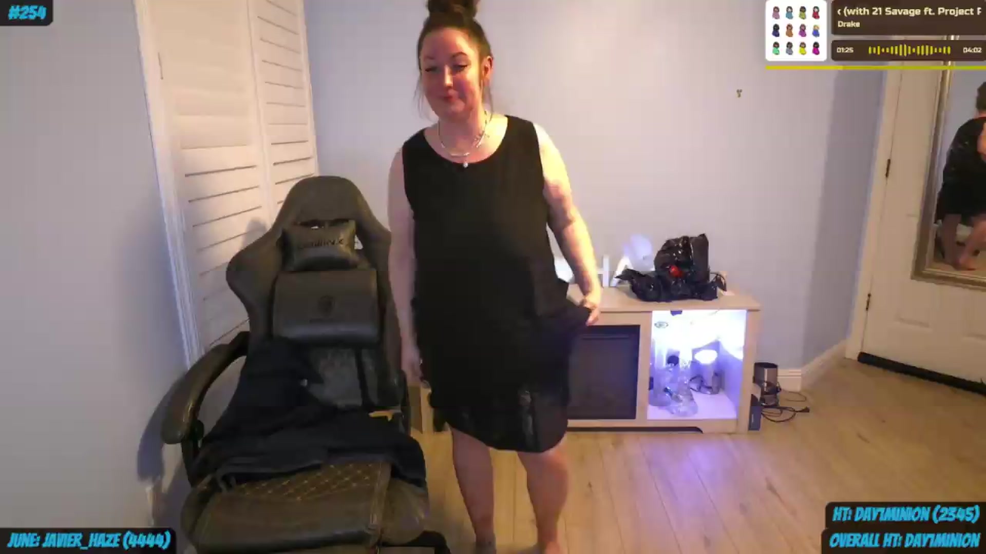 Gallery image thumbnail from nikki_haze's myfreecams stream on, 06/06/2026, 14:18 image 5 of 20