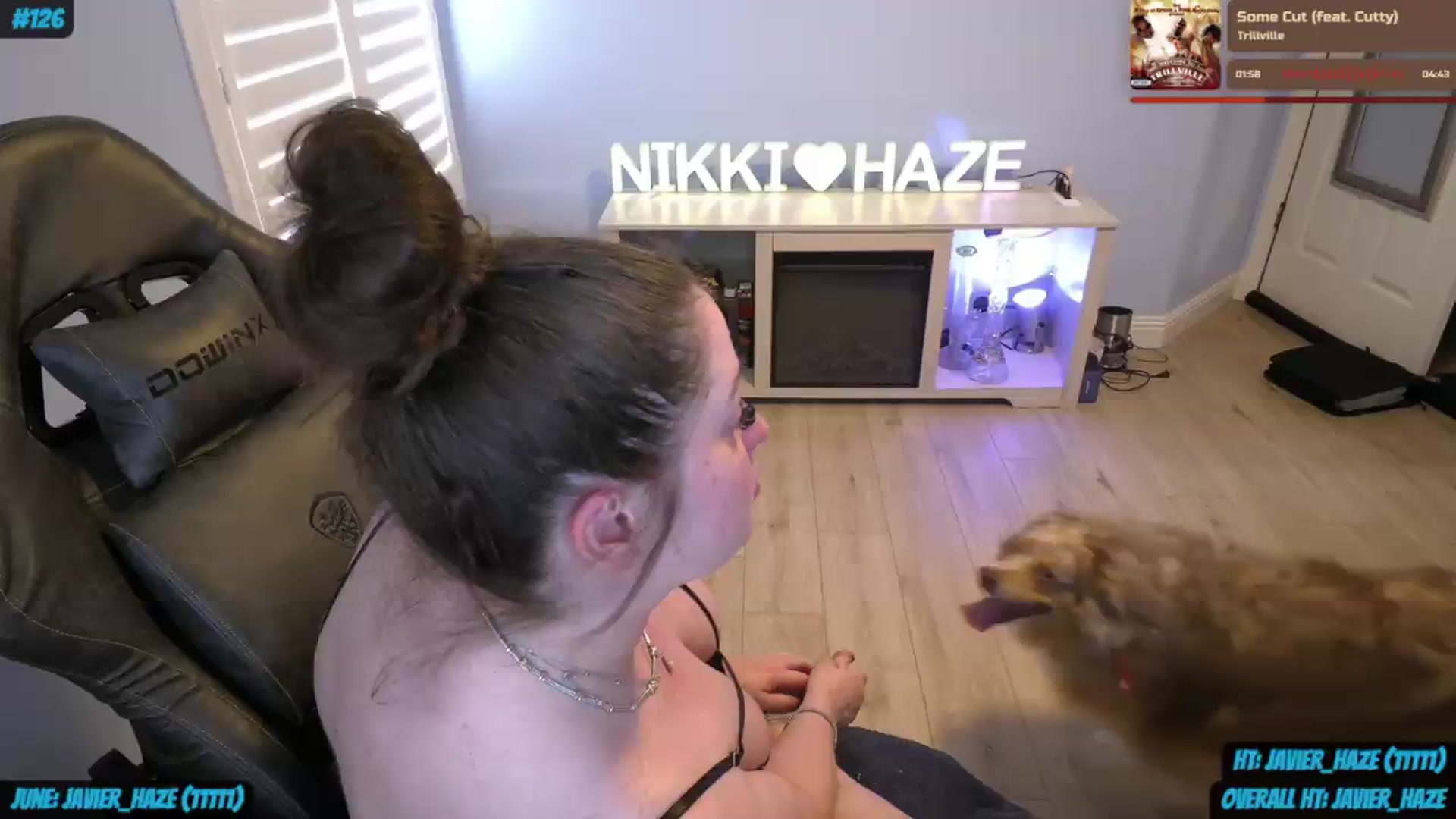Gallery image thumbnail from nikki_haze's myfreecams stream on, 06/06/2026, 16:56 image 11 of 20