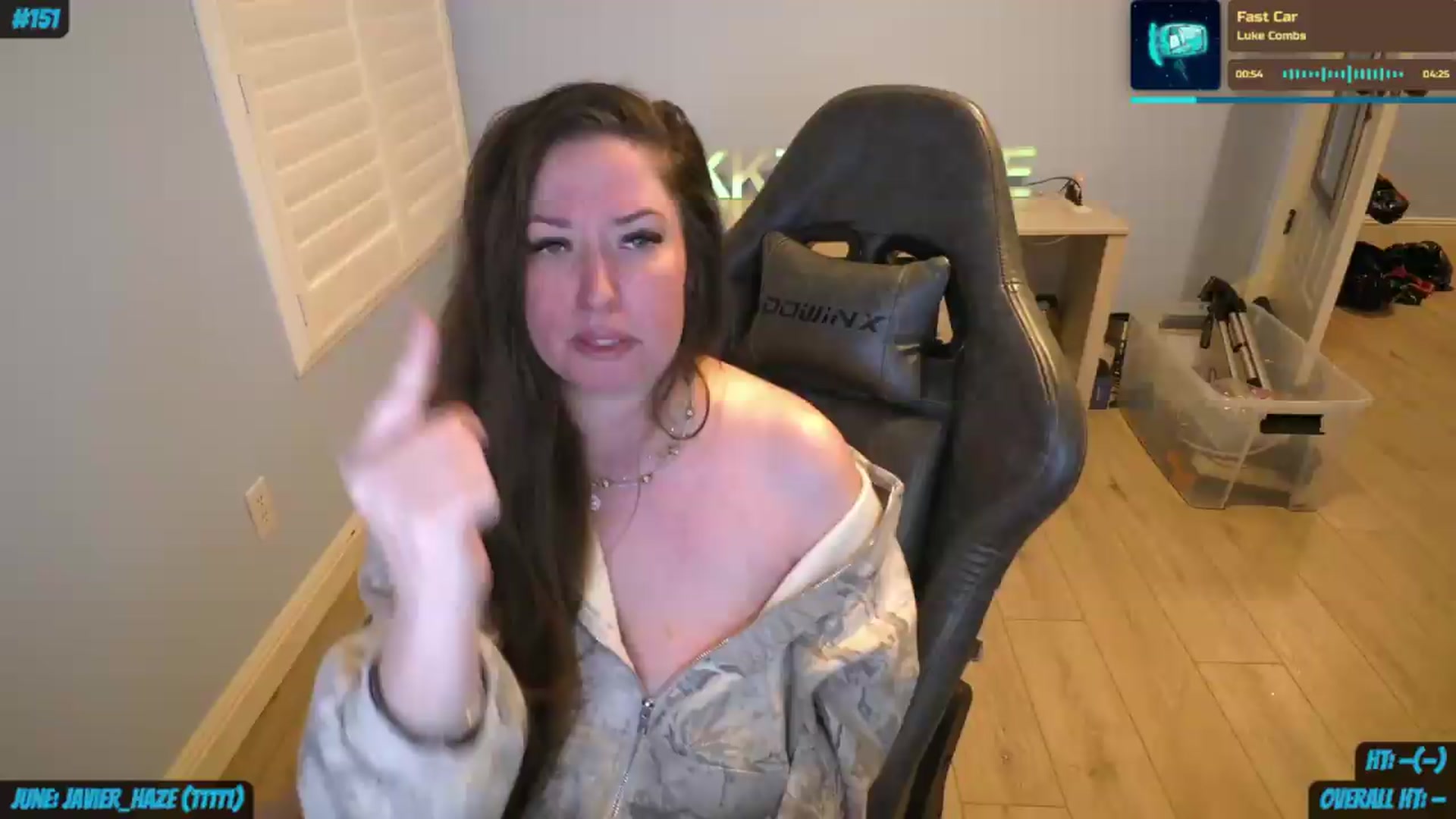 Gallery image thumbnail from nikki_haze's myfreecams stream on, 06/07/2026, 10:06 image 4 of 20