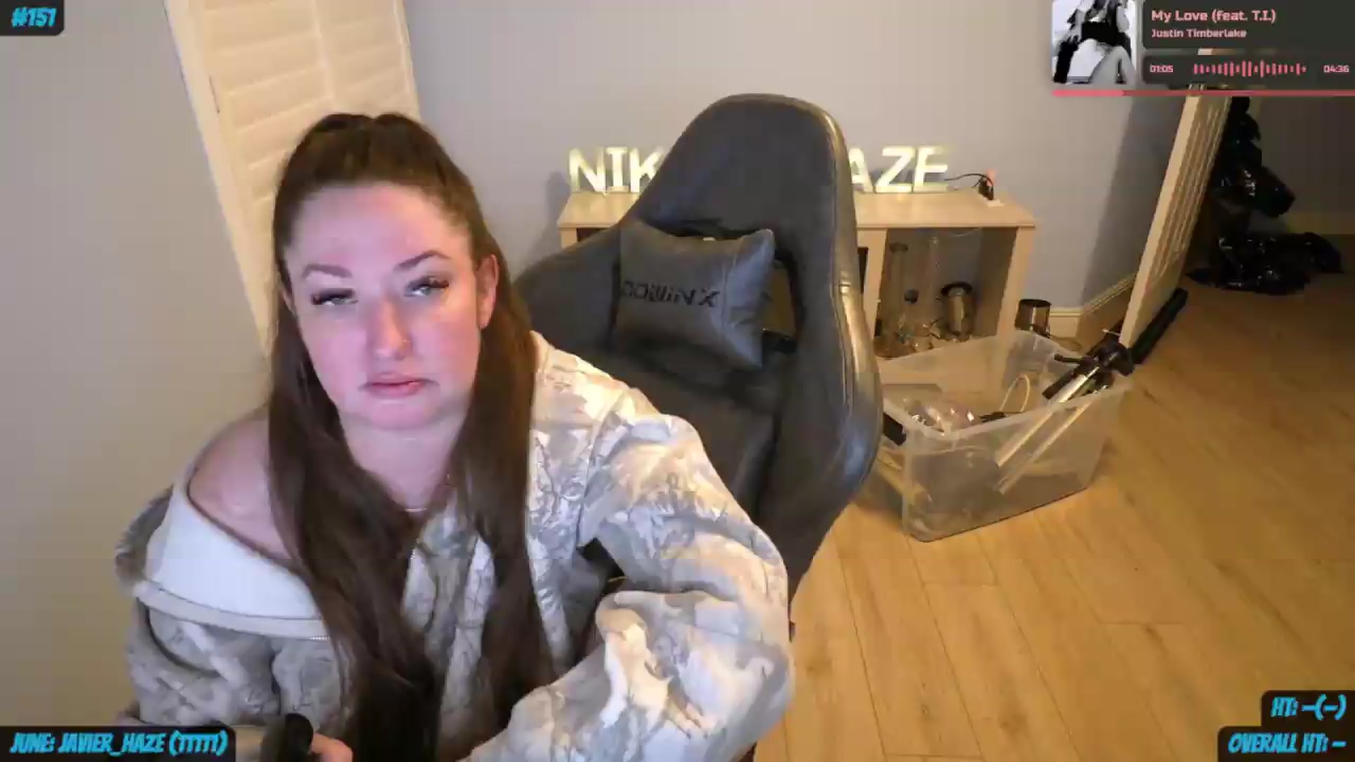 Gallery image thumbnail from nikki_haze's myfreecams stream on, 06/07/2026, 10:06 image 11 of 20