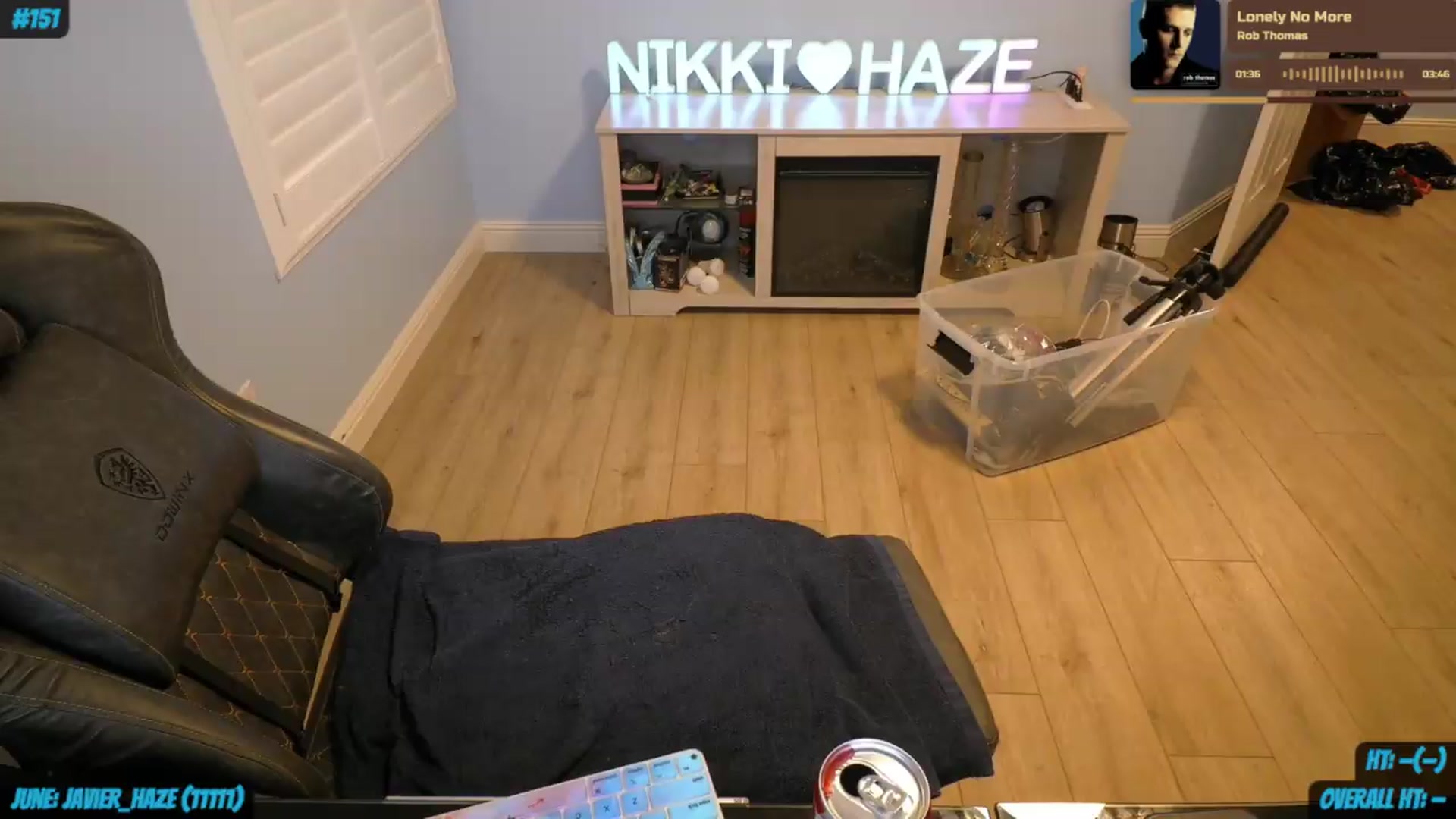 Gallery image thumbnail from nikki_haze's myfreecams stream on, 06/07/2026, 10:06 image 9 of 20