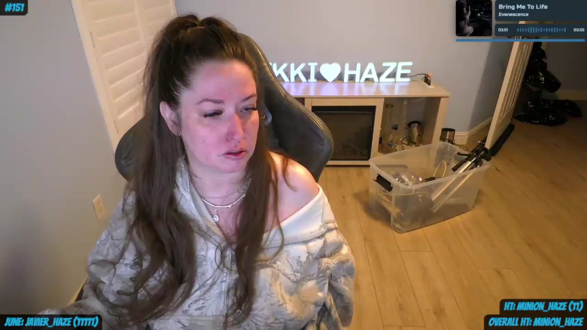 Gallery image thumbnail from nikki_haze's myfreecams stream on, 06/07/2026, 14:28 image 4 of 20