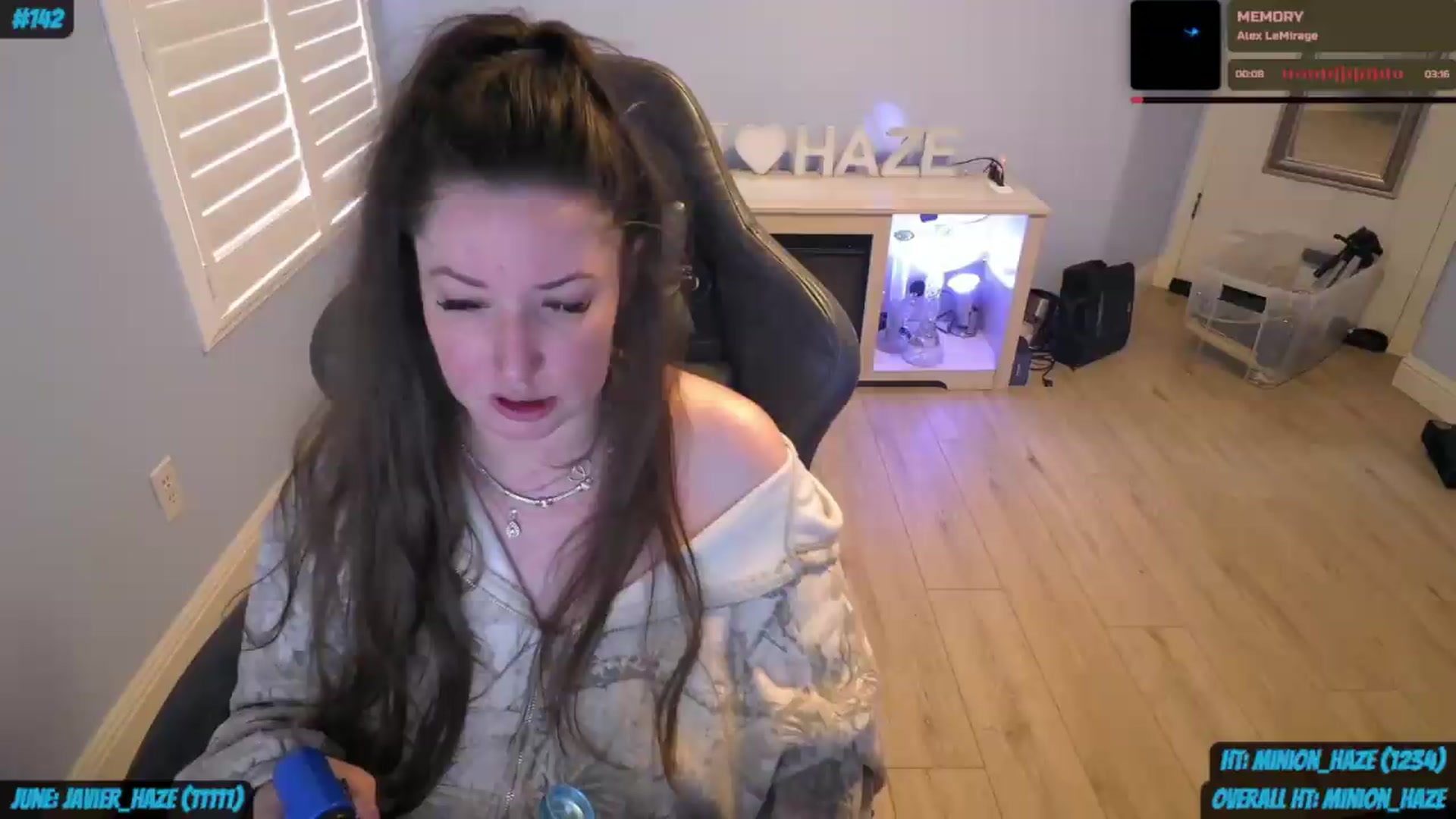 Gallery image thumbnail from nikki_haze's myfreecams stream on, 06/07/2026, 15:52 image 12 of 20