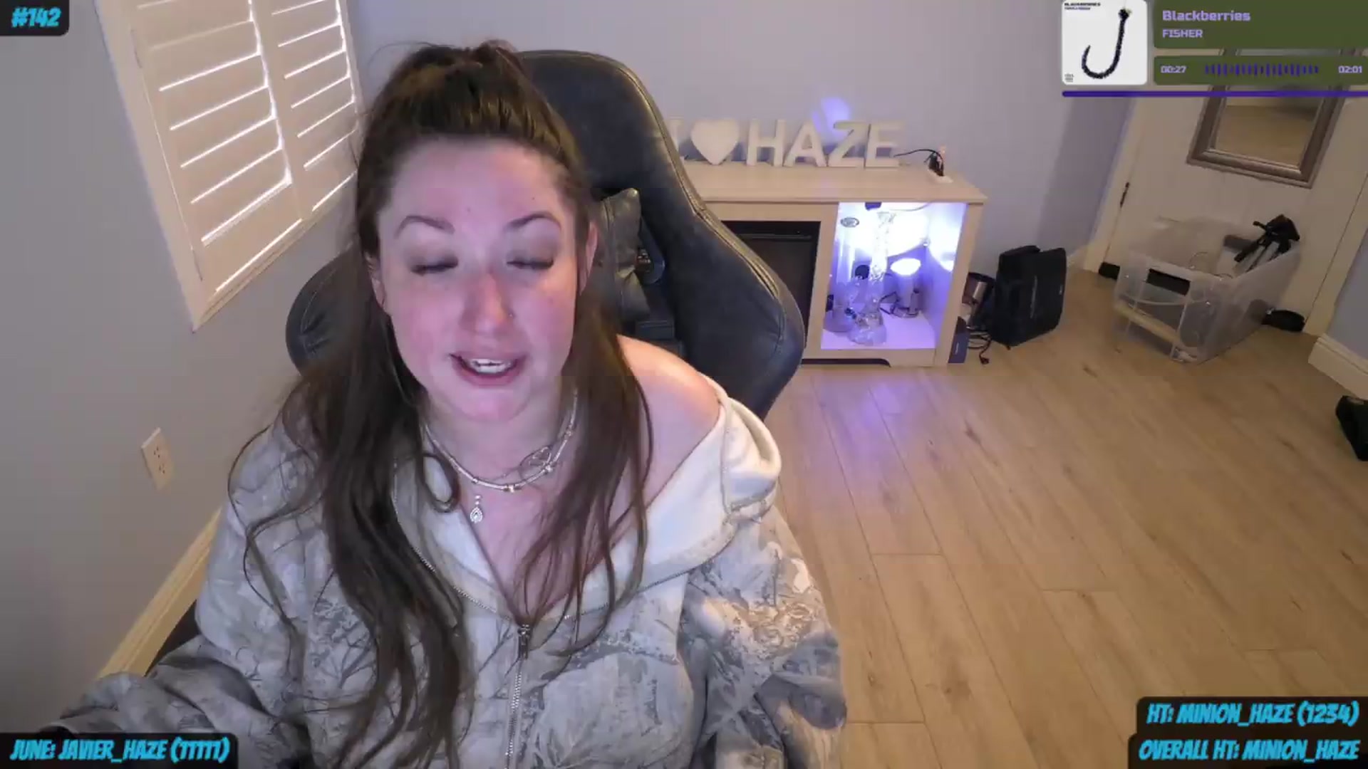 Gallery image thumbnail from nikki_haze's myfreecams stream on, 06/07/2026, 15:52 image 2 of 20