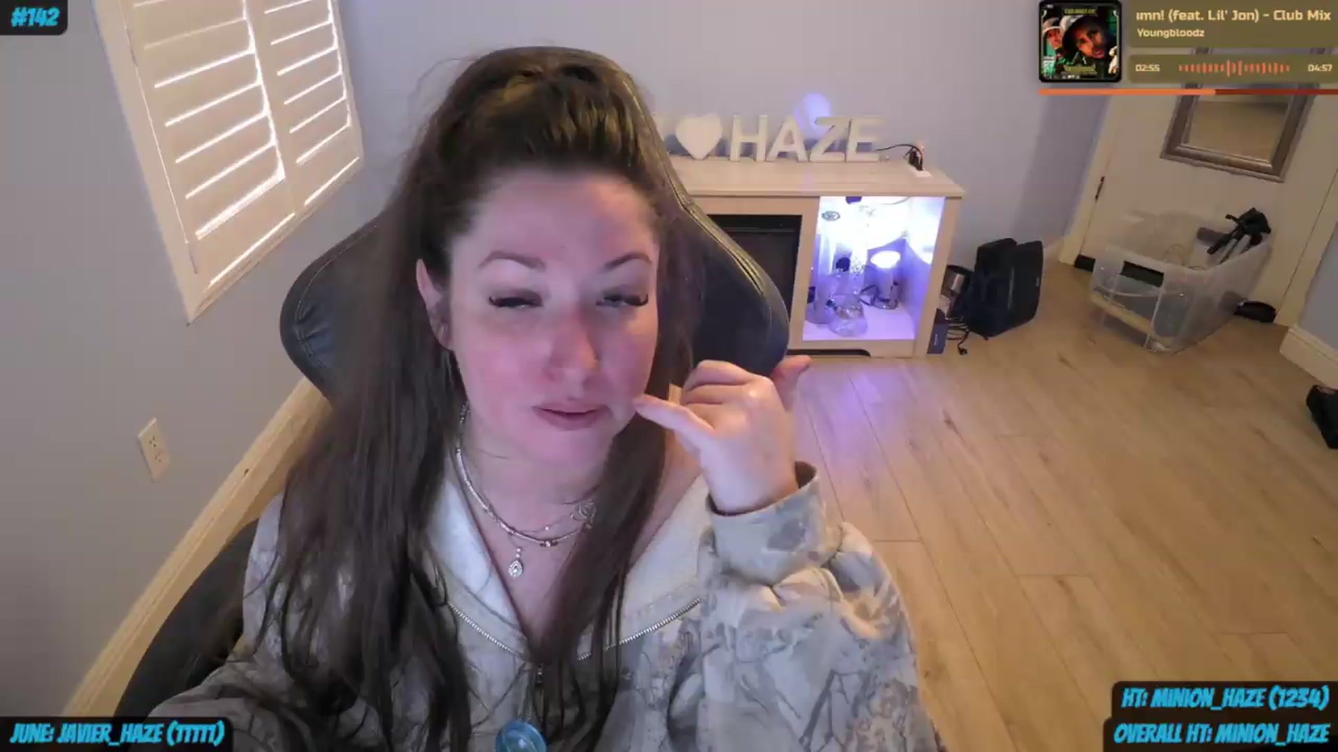 Gallery image thumbnail from nikki_haze's myfreecams stream on, 06/07/2026, 15:52 image 10 of 20