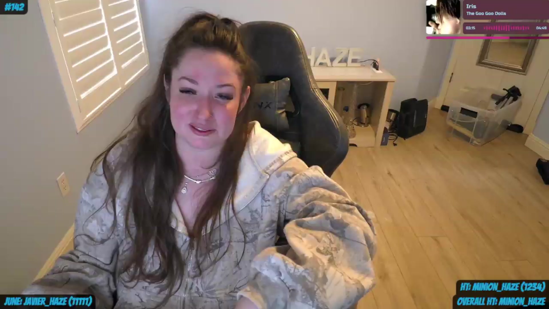 Gallery image thumbnail from nikki_haze's myfreecams stream on, 06/07/2026, 15:52 image 16 of 20