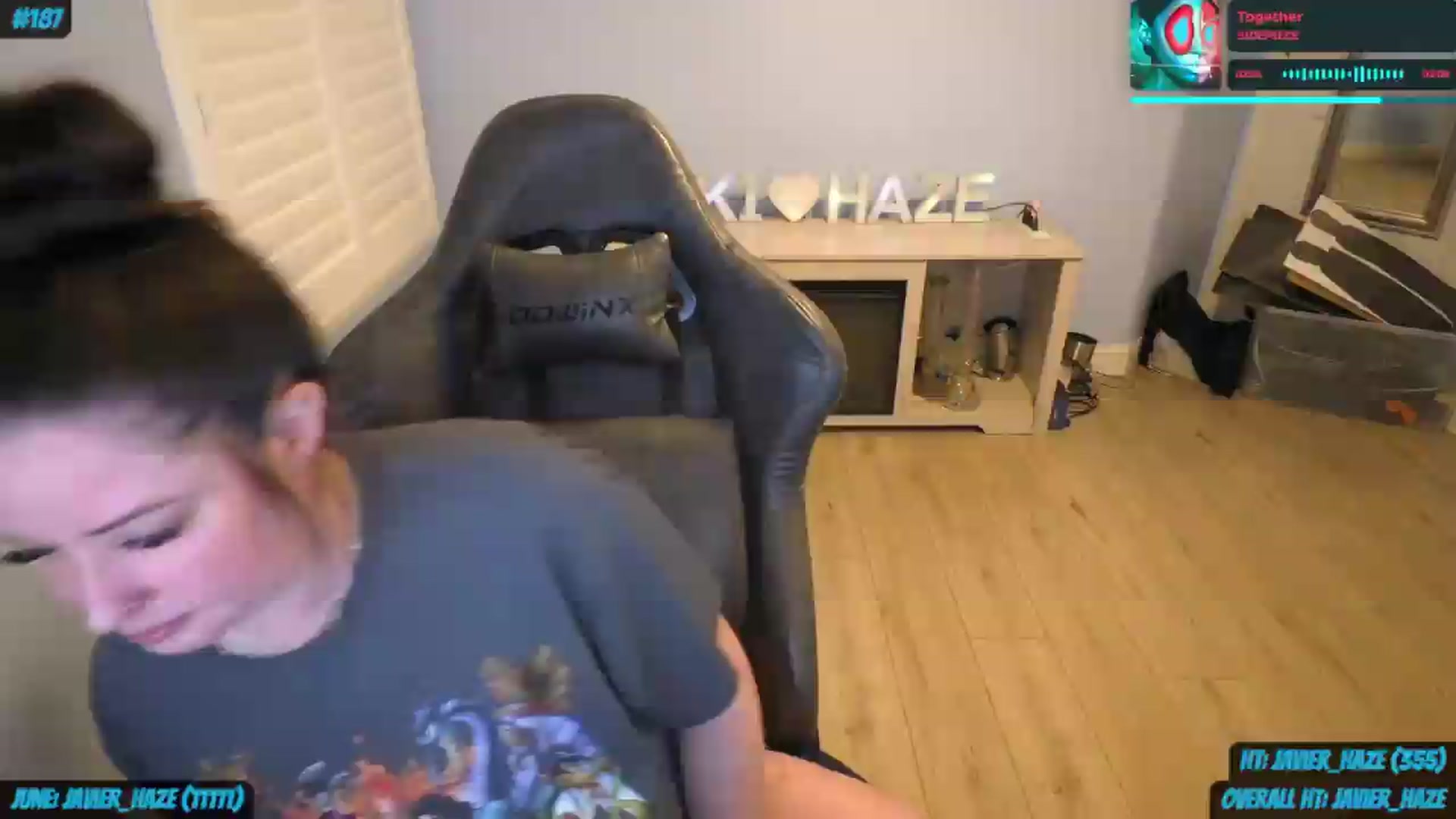 Gallery image thumbnail from nikki_haze's myfreecams stream on, 06/10/2026, 13:49 image 6 of 20