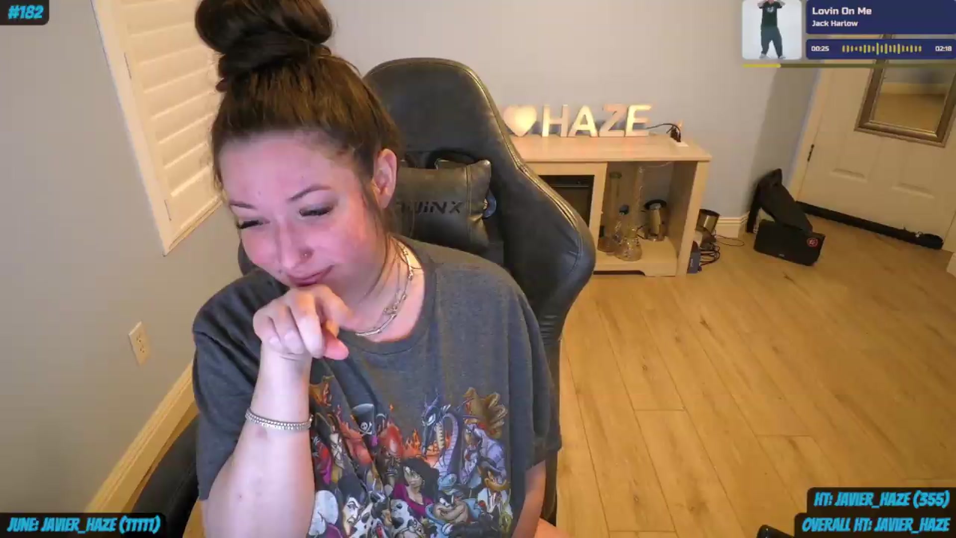 Gallery image thumbnail from nikki_haze's myfreecams stream on, 06/10/2026, 13:49 image 15 of 20