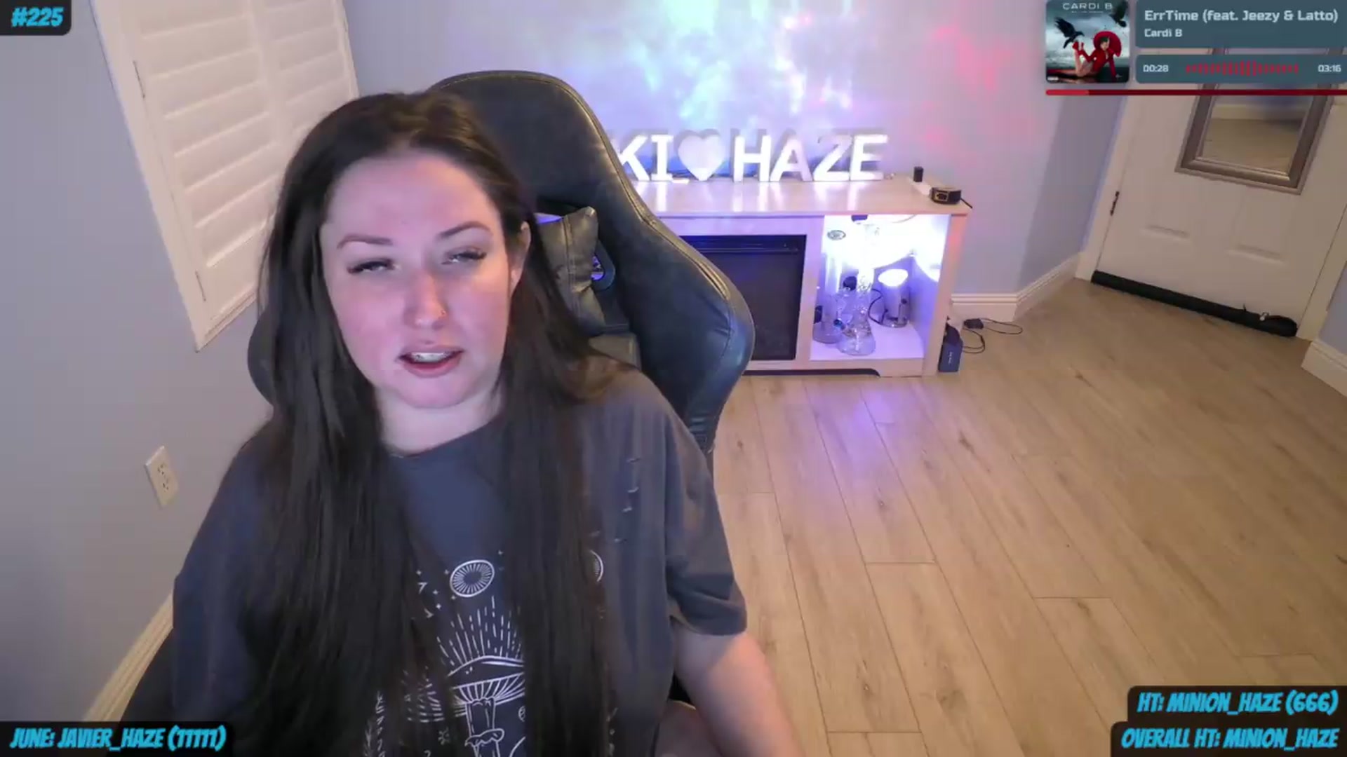 Gallery image thumbnail from nikki_haze's myfreecams stream on, 06/13/2026, 12:56 image 16 of 20