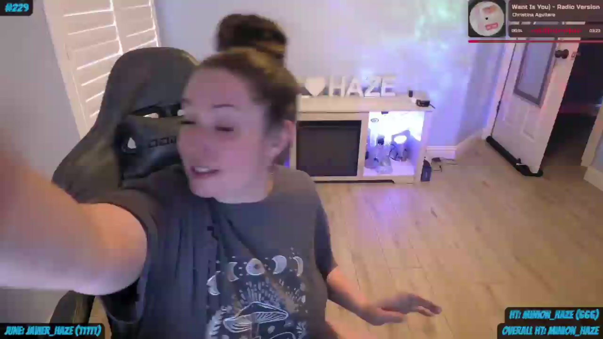 Gallery image thumbnail from nikki_haze's myfreecams stream on, 06/13/2026, 15:31 image 17 of 20