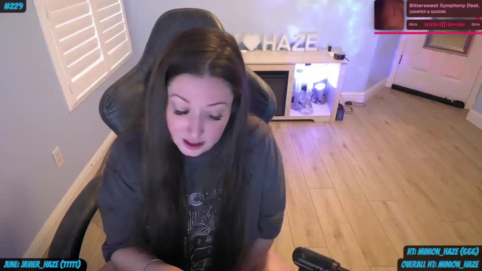 Gallery image thumbnail from nikki_haze's myfreecams stream on, 06/13/2026, 15:31 image 13 of 20