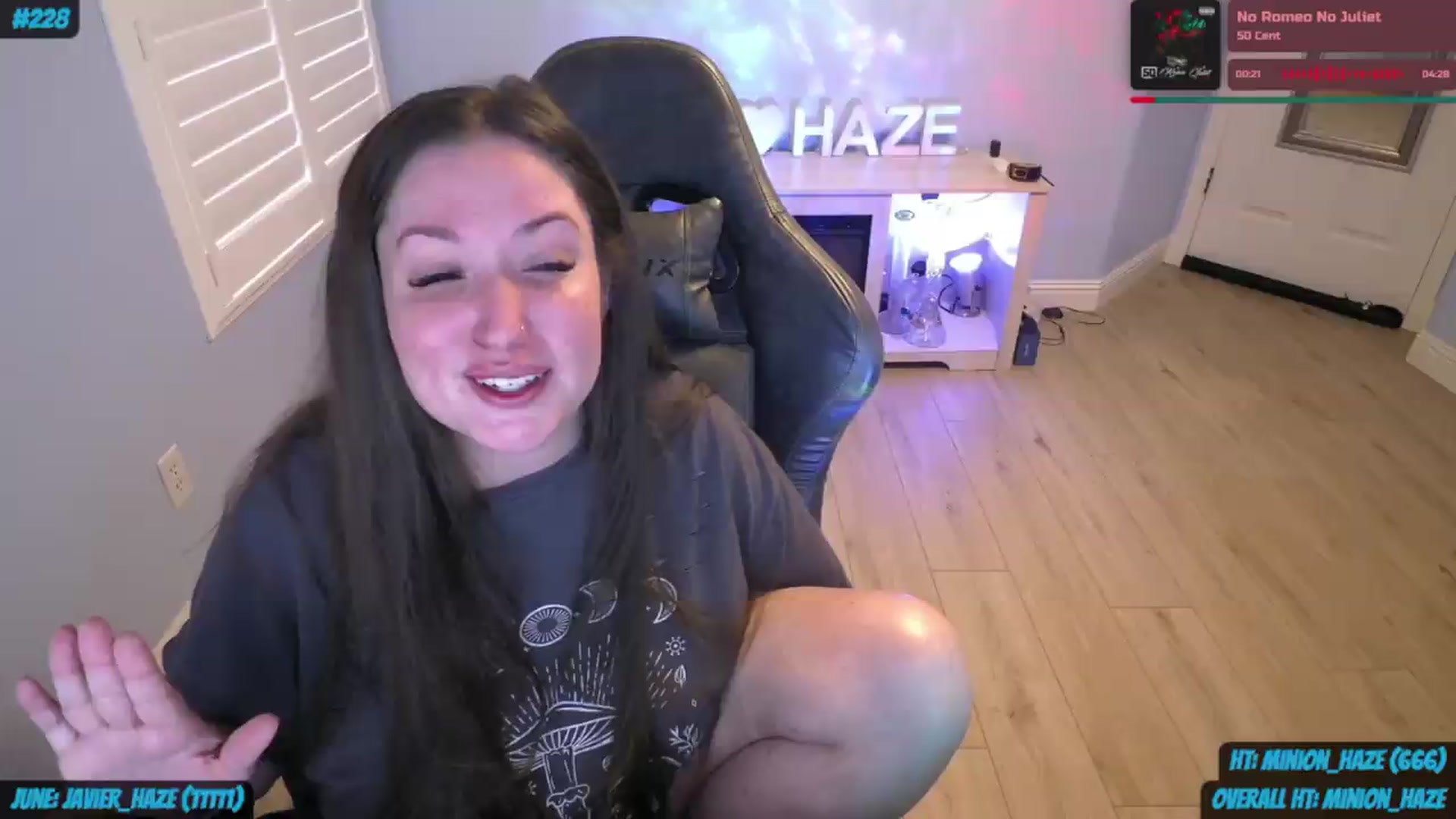Gallery image thumbnail from nikki_haze's myfreecams stream on, 06/13/2026, 15:31 image 4 of 20