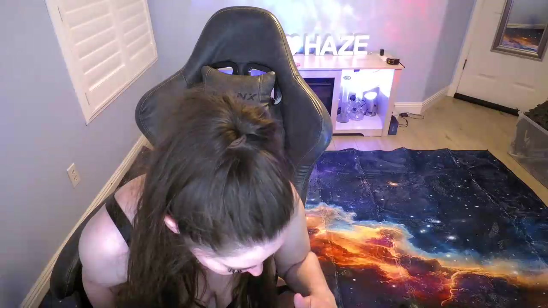 Gallery image thumbnail from nikki_haze's myfreecams stream on, 06/14/2026, 10:51 image 9 of 20