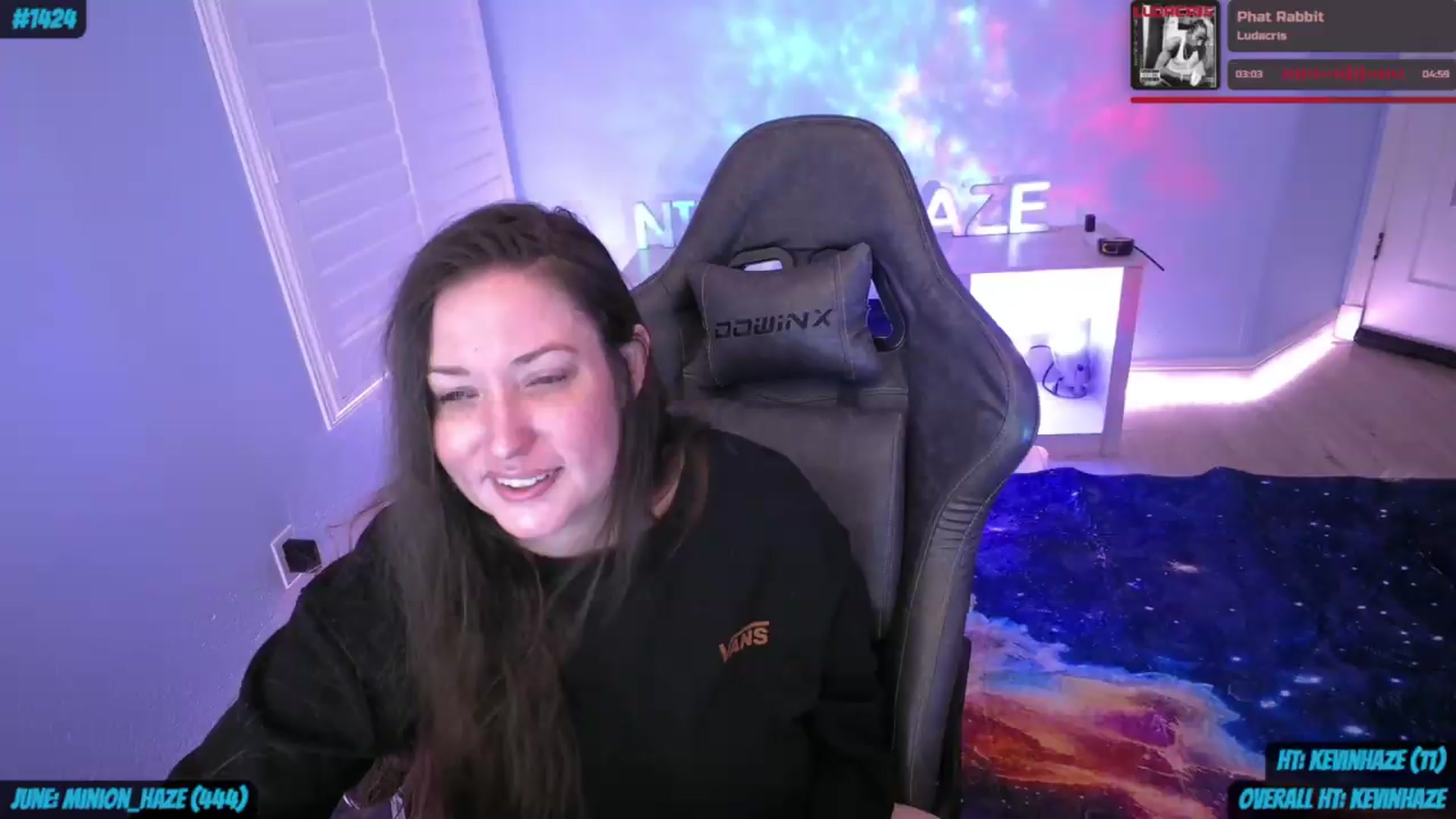 Gallery image thumbnail from nikki_haze's myfreecams stream on, 07/06/2026, 10:19 image 11 of 20