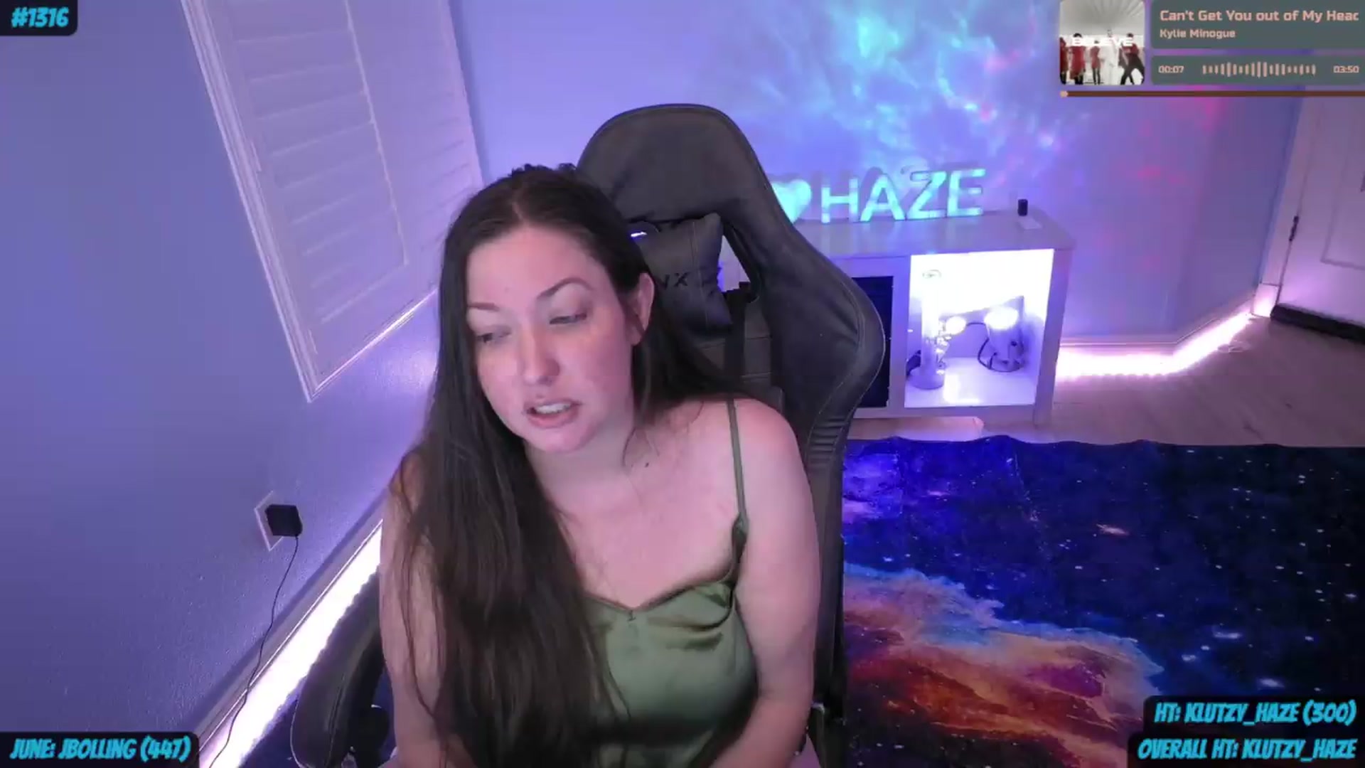 Gallery image thumbnail from nikki_haze's myfreecams stream on, 07/08/2026, 12:01 image 14 of 20