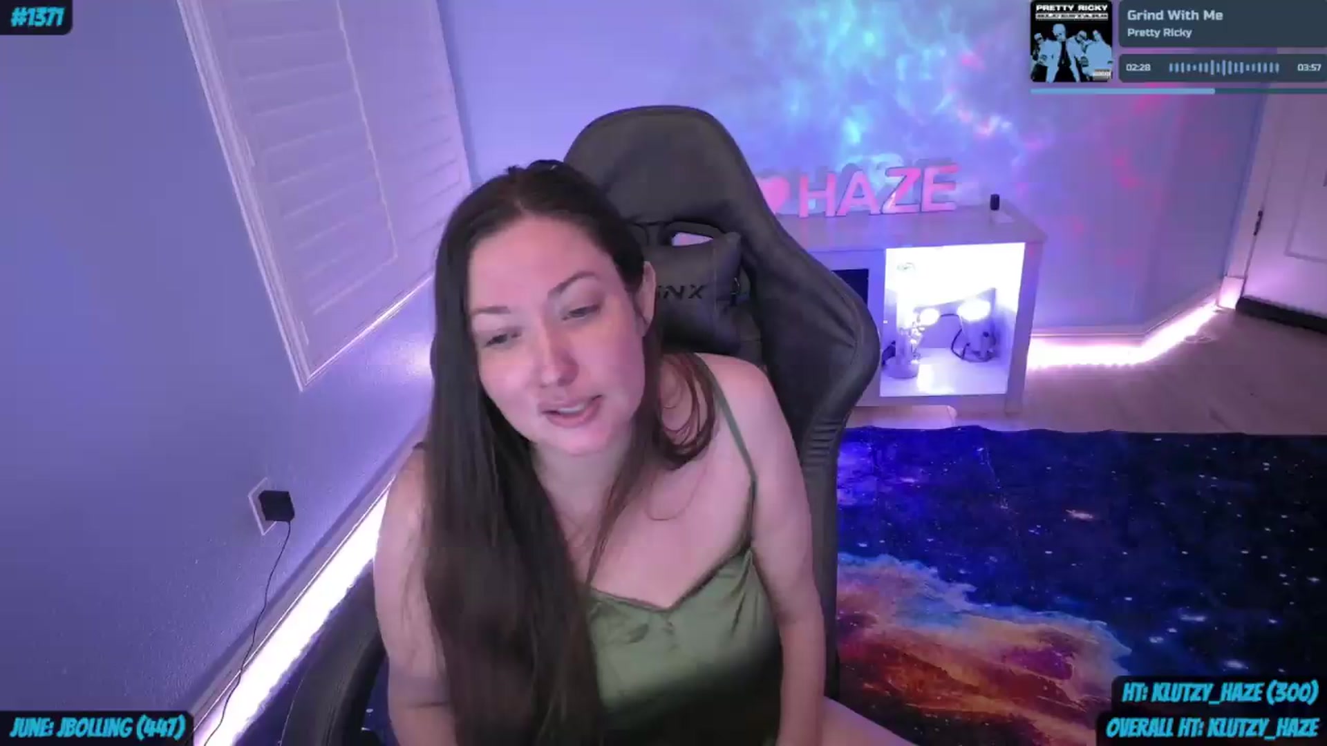 Gallery image thumbnail from nikki_haze's myfreecams stream on, 07/08/2026, 12:01 image 6 of 20