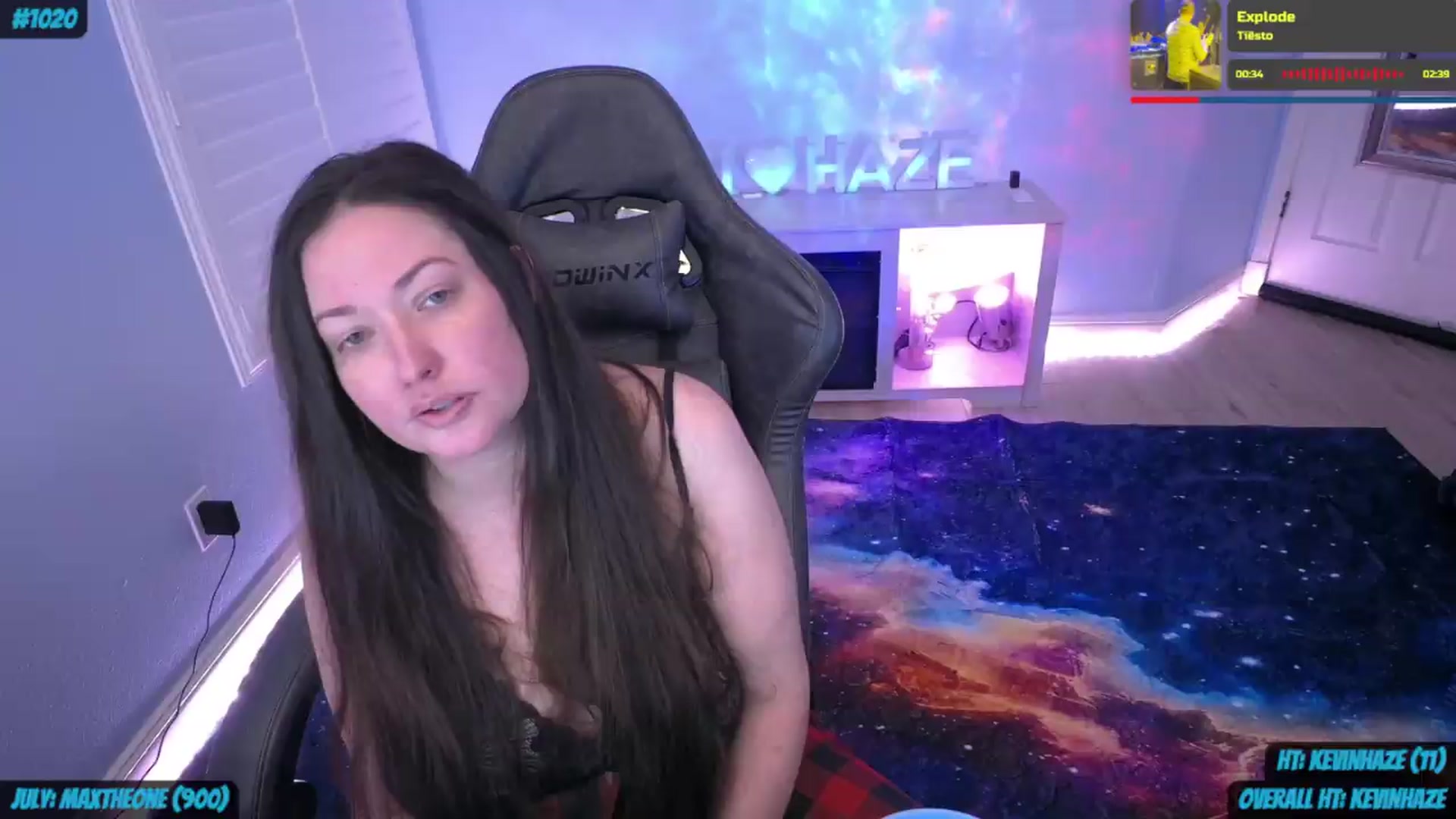 Gallery image thumbnail from nikki_haze's myfreecams stream on, 07/16/2026, 08:07 image 18 of 20