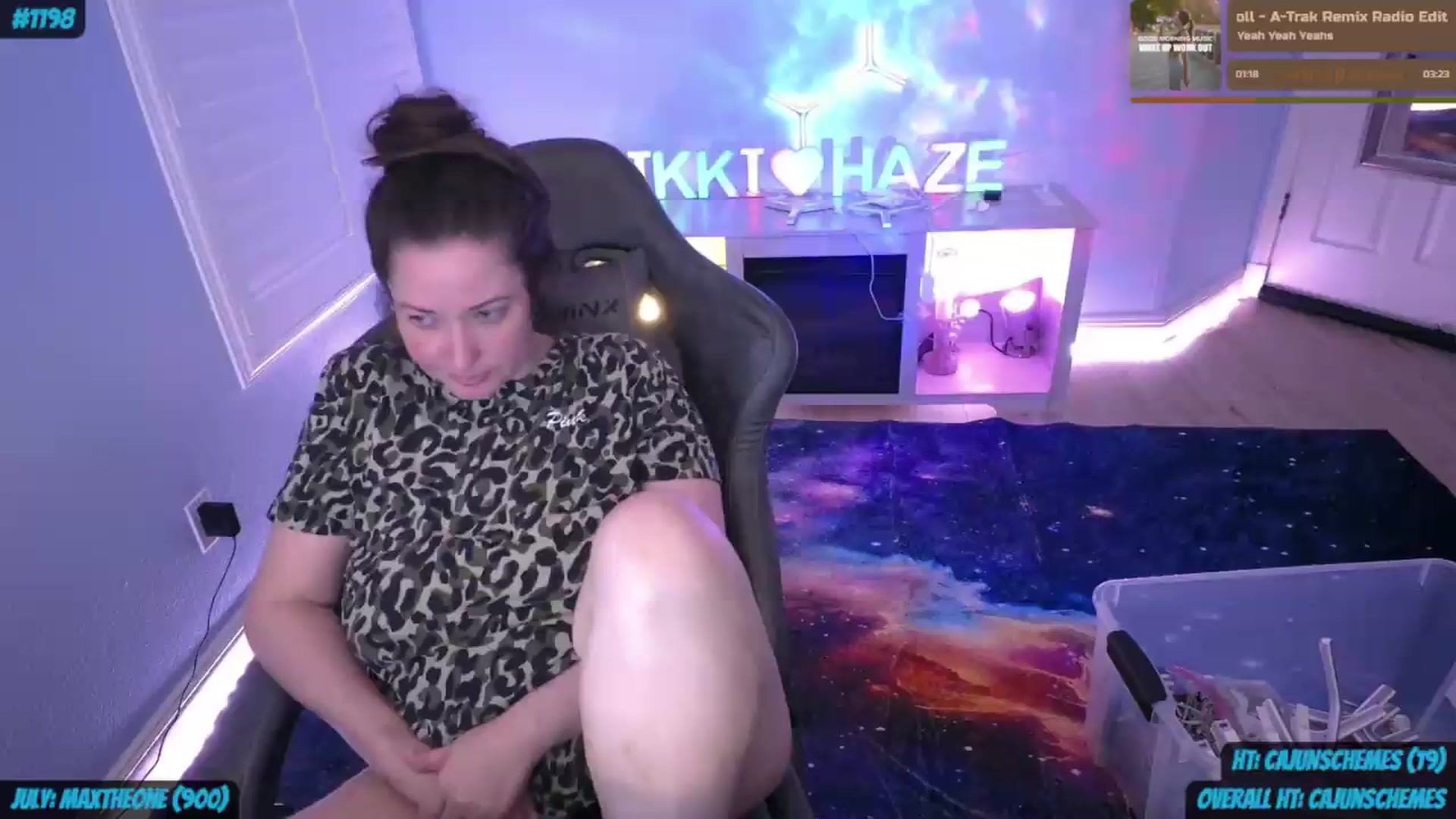 Gallery image thumbnail from nikki_haze's myfreecams stream on, 07/19/2026, 09:02 image 4 of 20