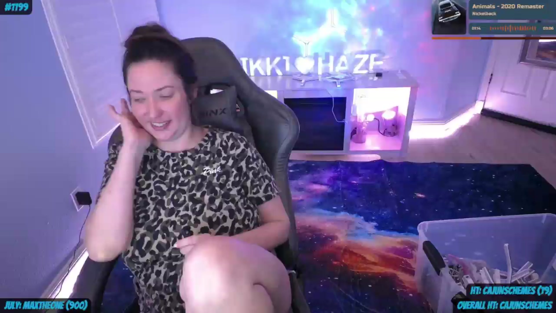 Gallery image thumbnail from nikki_haze's myfreecams stream on, 07/19/2026, 09:02 image 17 of 20