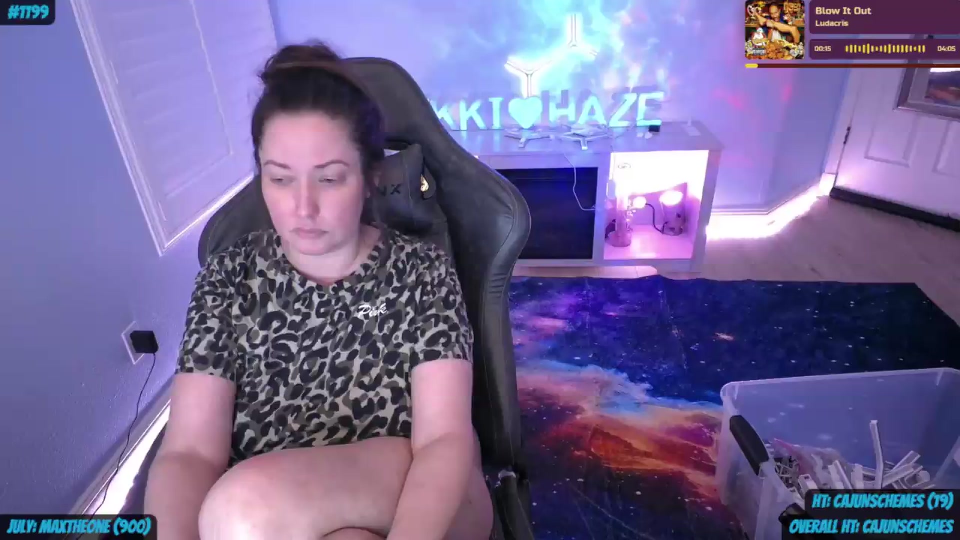 Gallery image thumbnail from nikki_haze's myfreecams stream on, 07/19/2026, 09:02 image 18 of 20